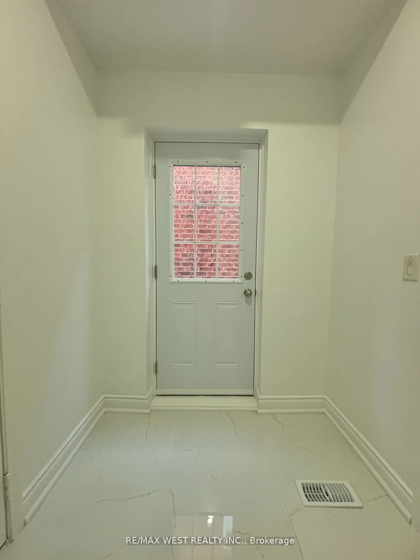 7 Locomotive Crescent, #Basement Unit