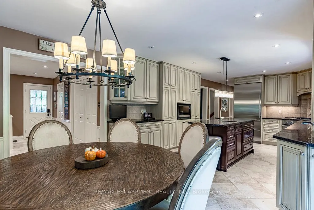 225 Shoreacres Road