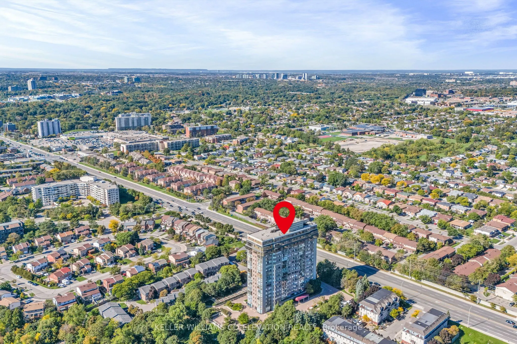 880 Dundas Street W, #1604