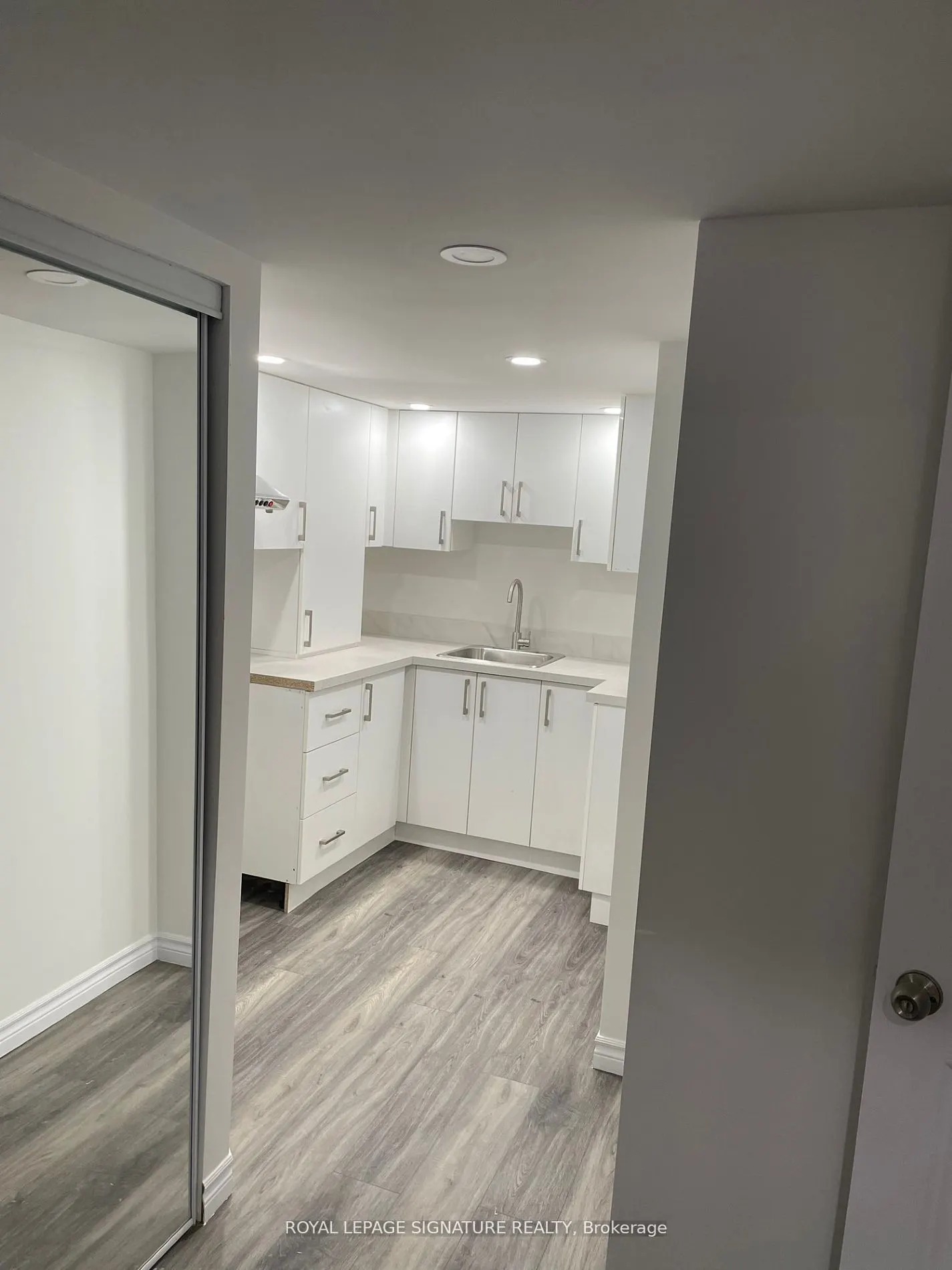 3265 Carabella Way, #Lower