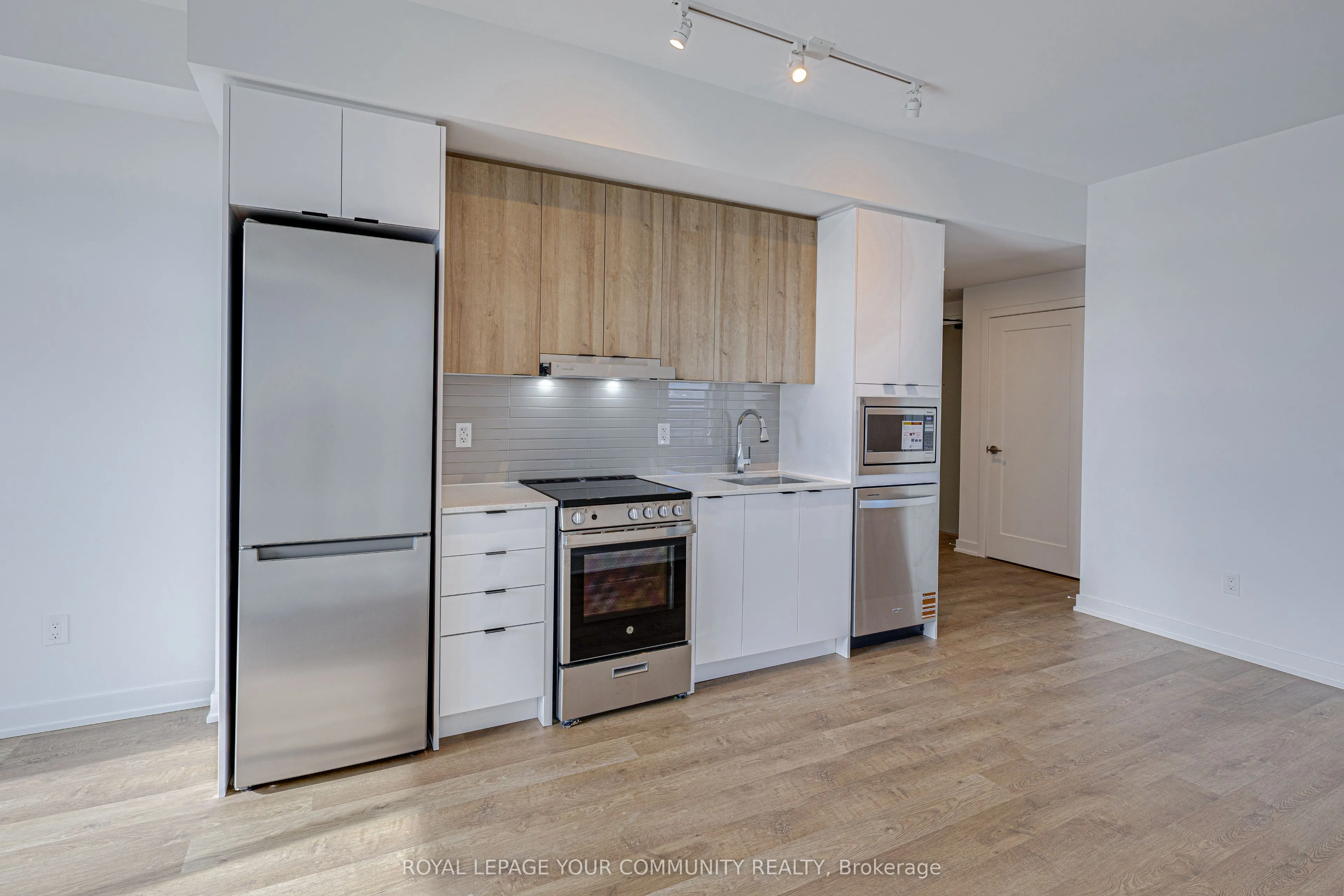 5105 Hurontario Street, #2902