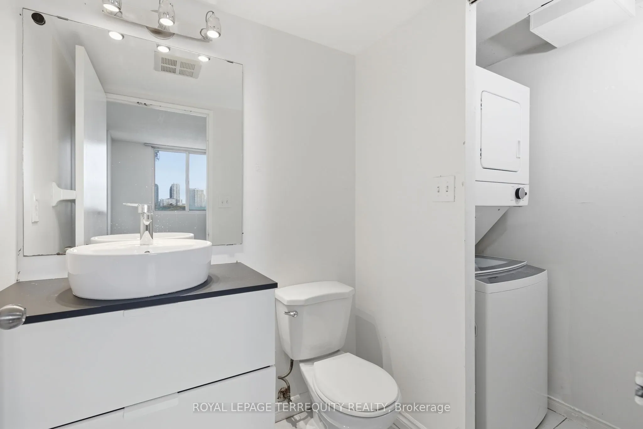 155 Hillcrest Avenue, #712