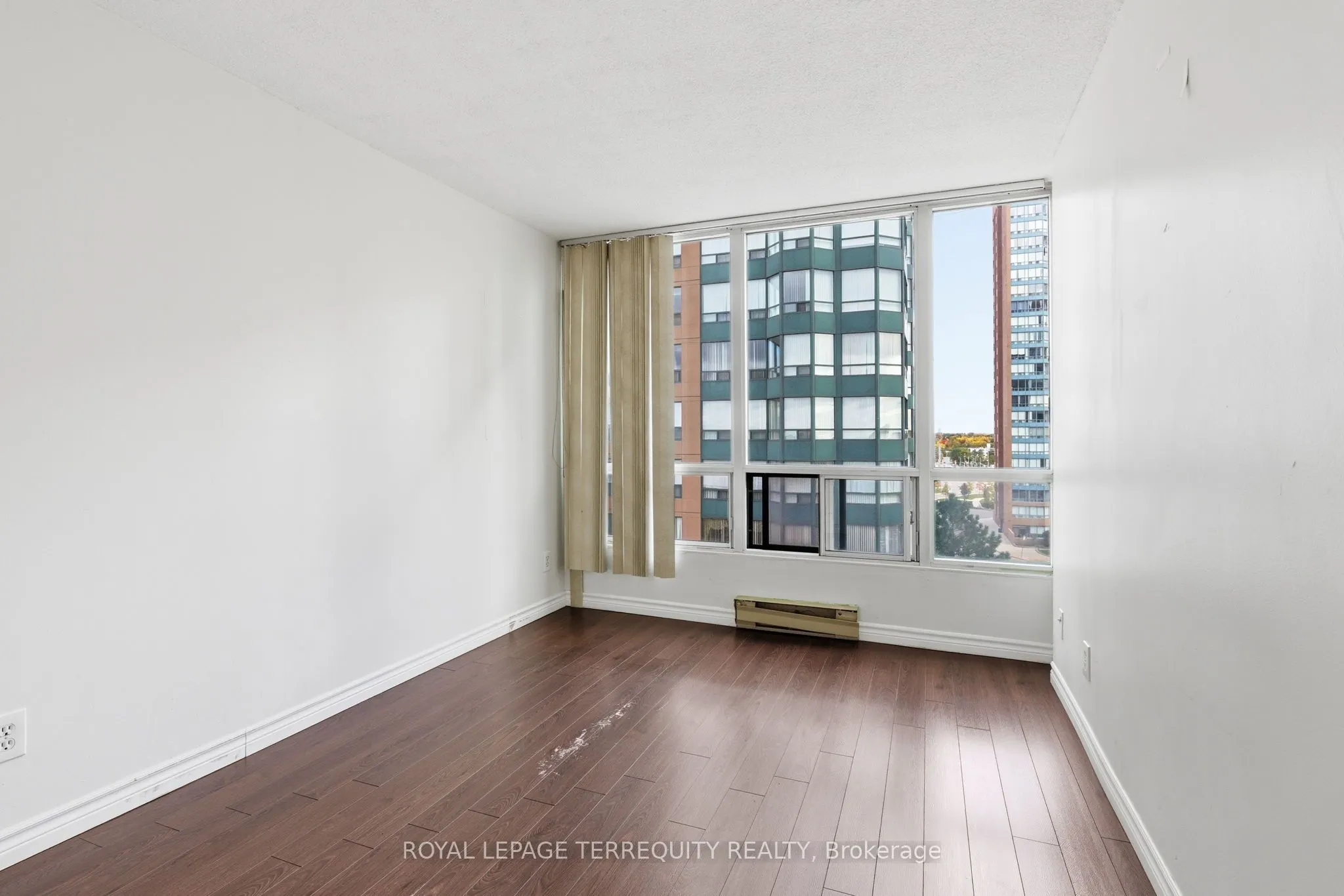 155 Hillcrest Avenue, #712