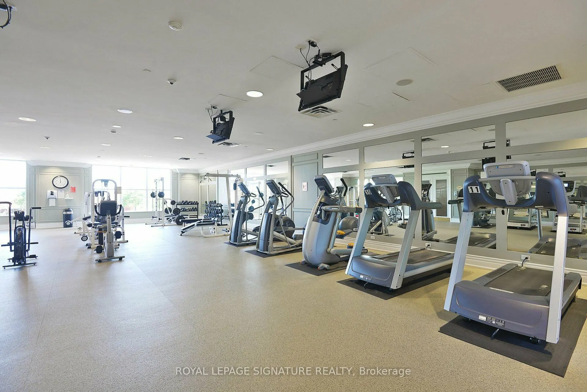 25 Kingsbridge Garden Circle SE, #224