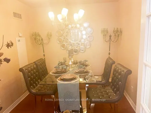 25 Kingsbridge Garden Circle SE, #224