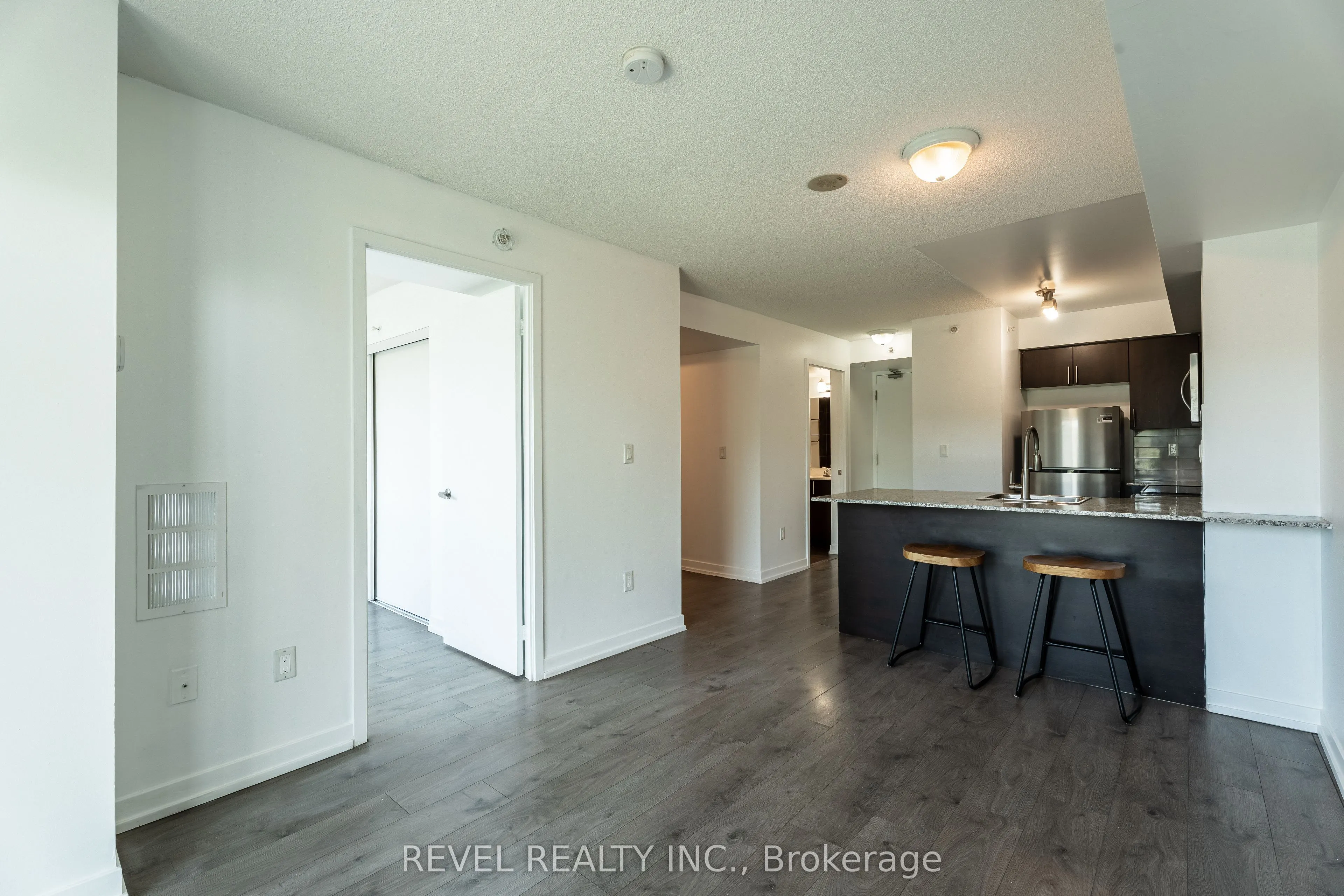 1420 Dupont Street, #412