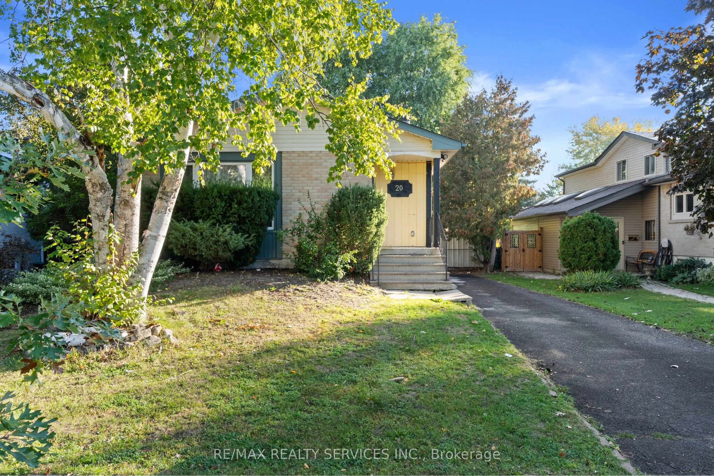 20 Madoc Drive