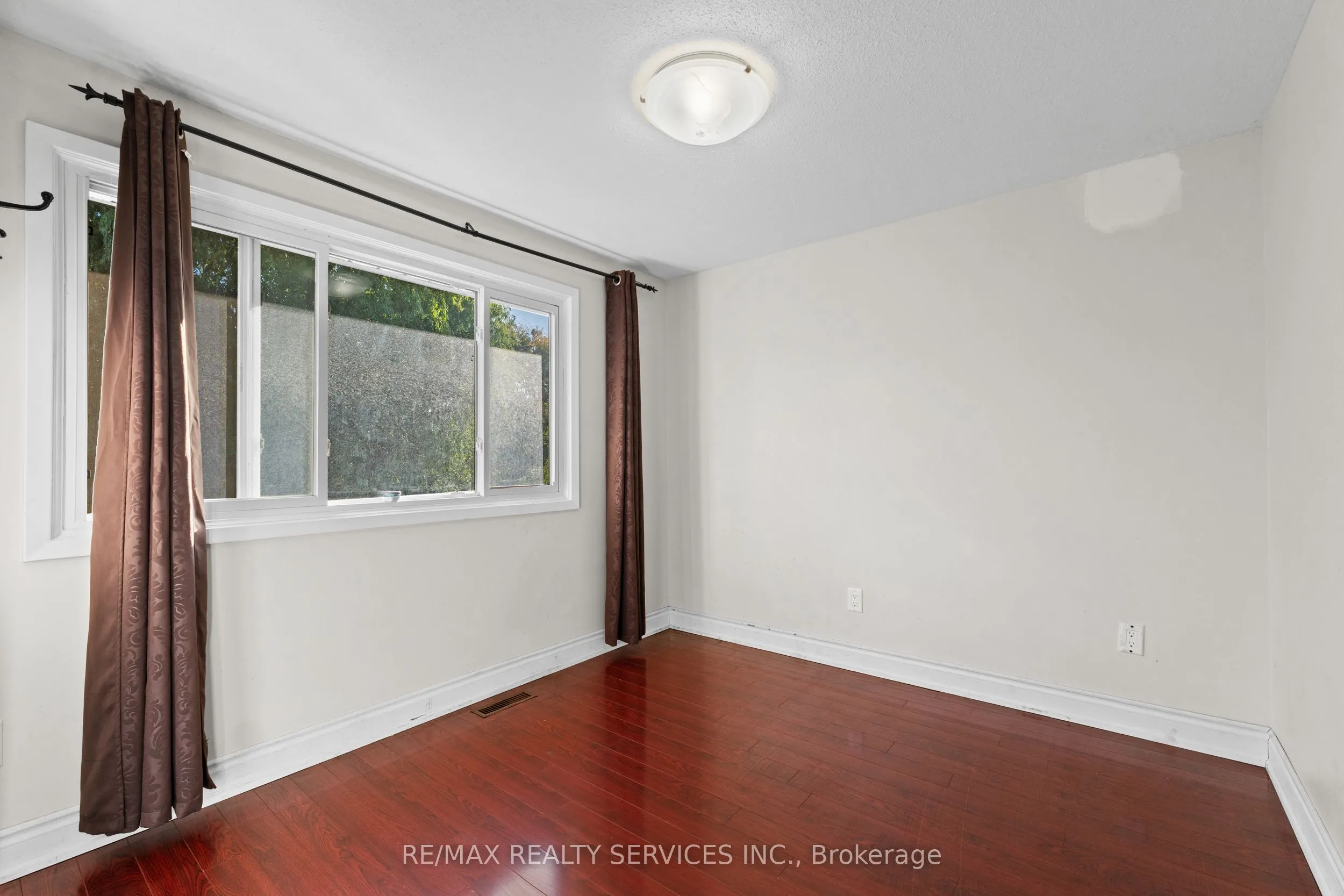 20 Madoc Drive