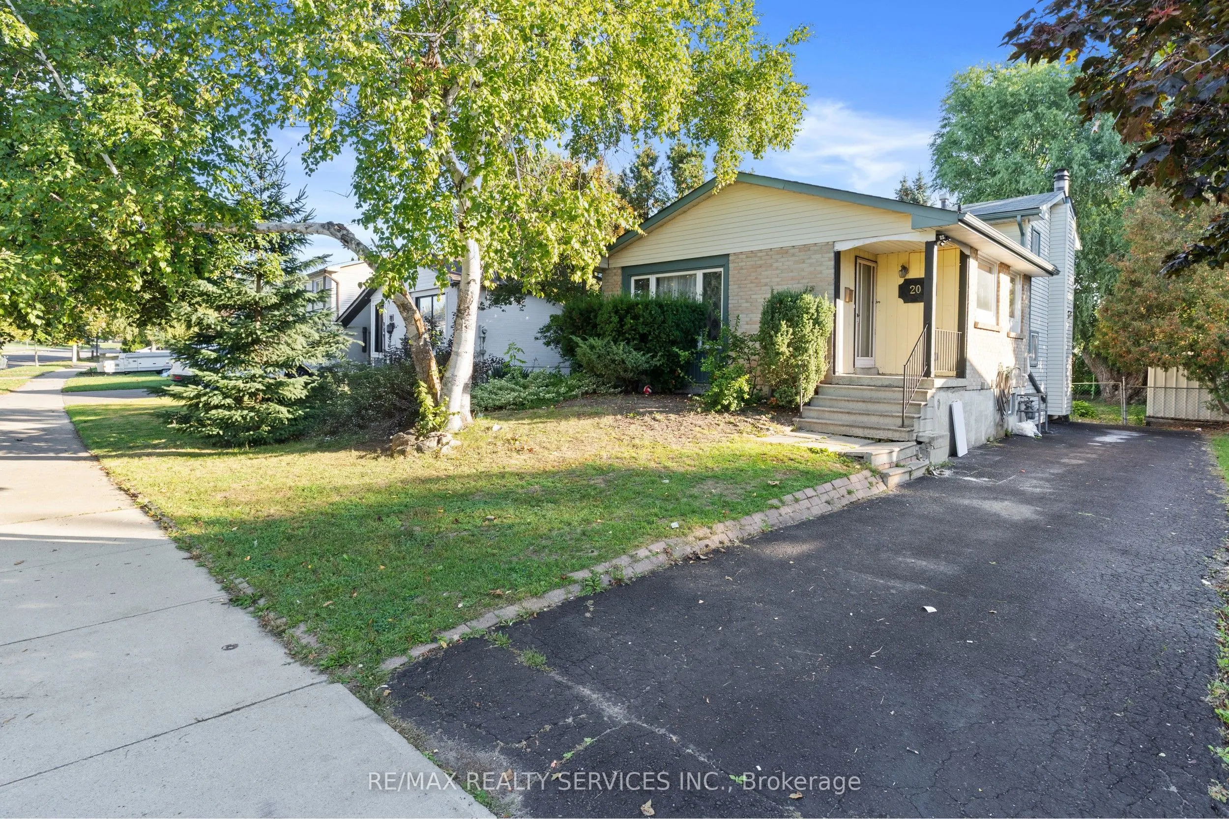 20 Madoc Drive