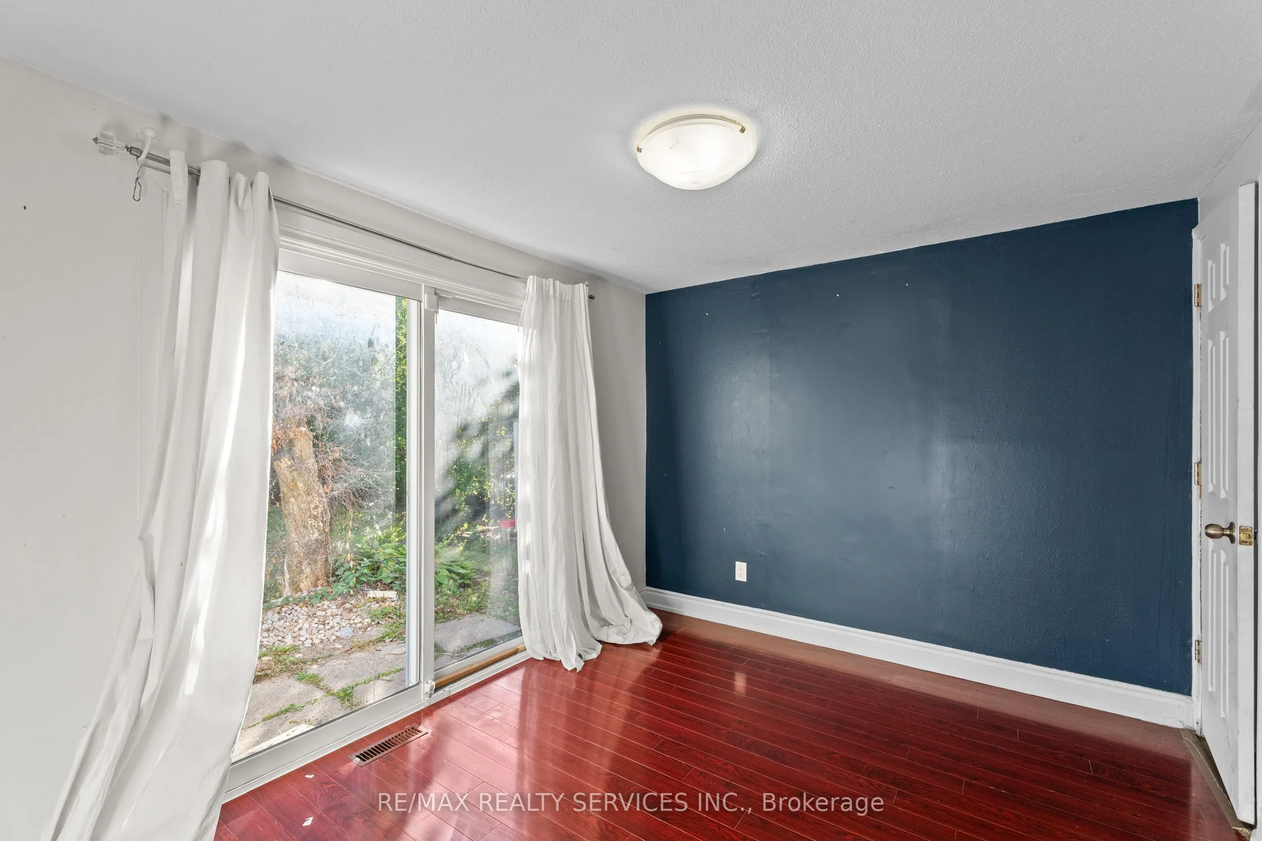 20 Madoc Drive