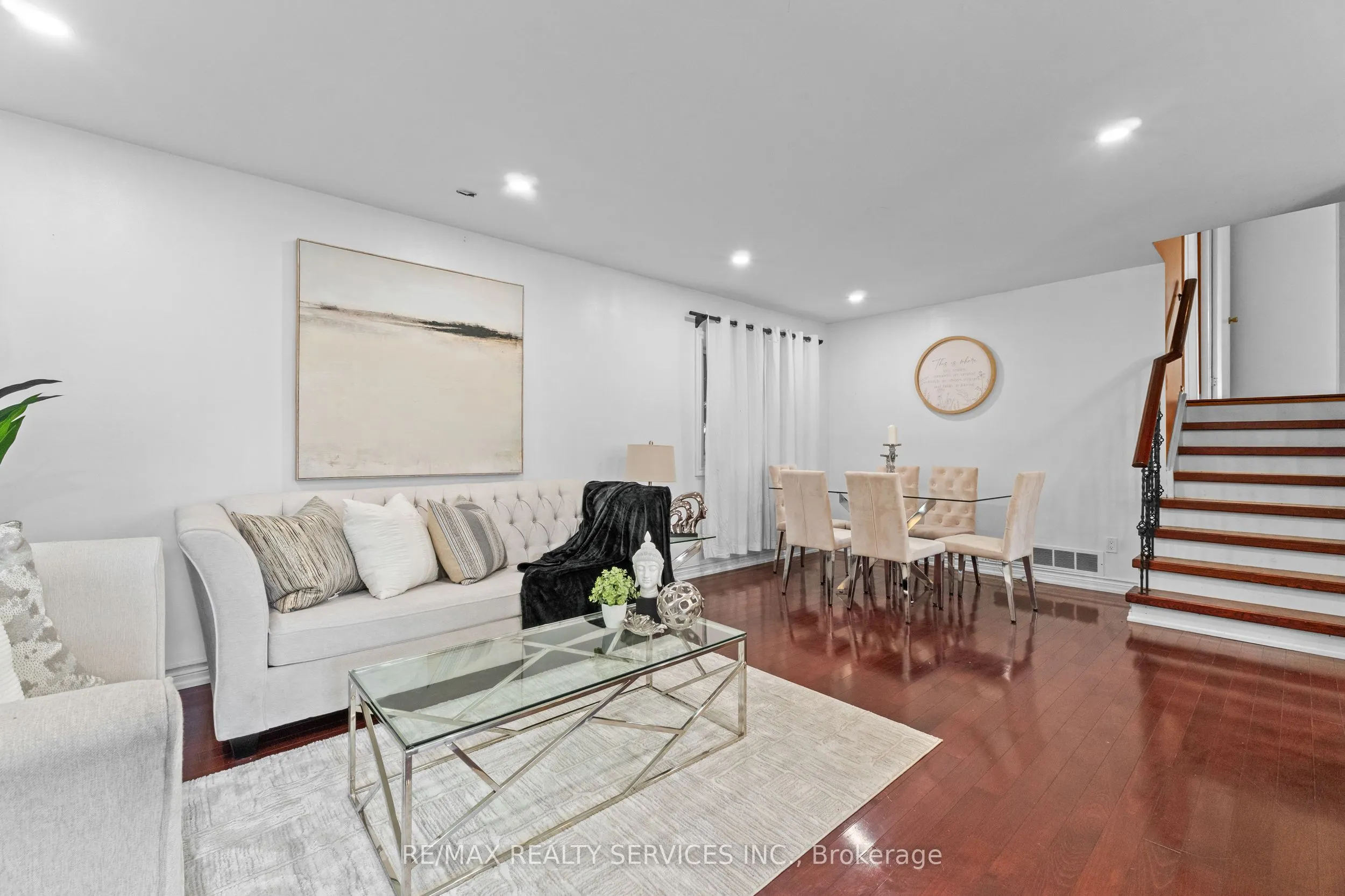 20 Madoc Drive