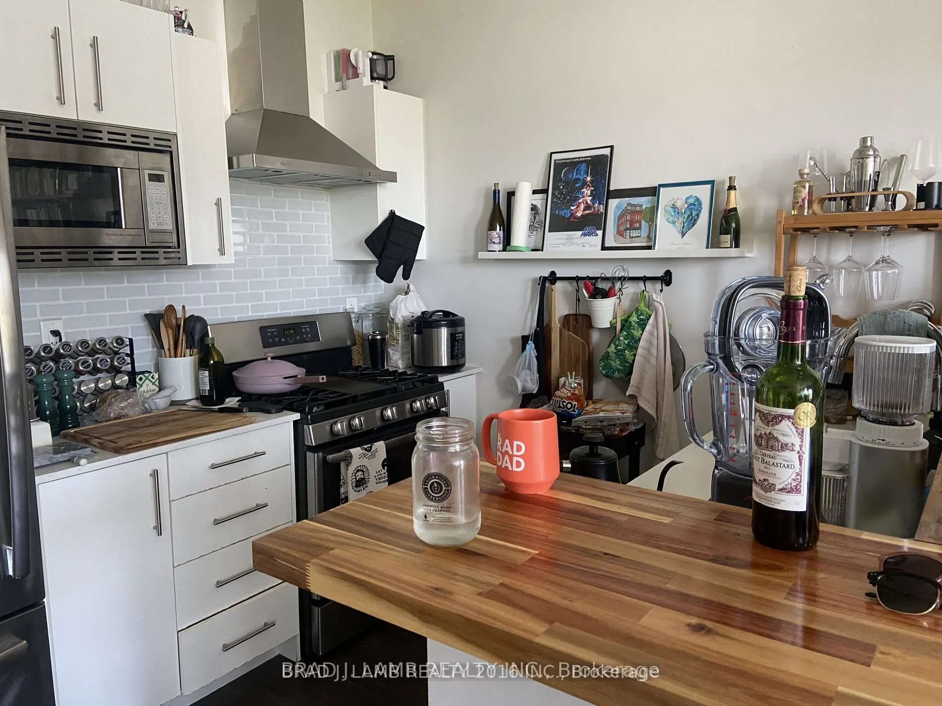 1496 Queen Street W, #401