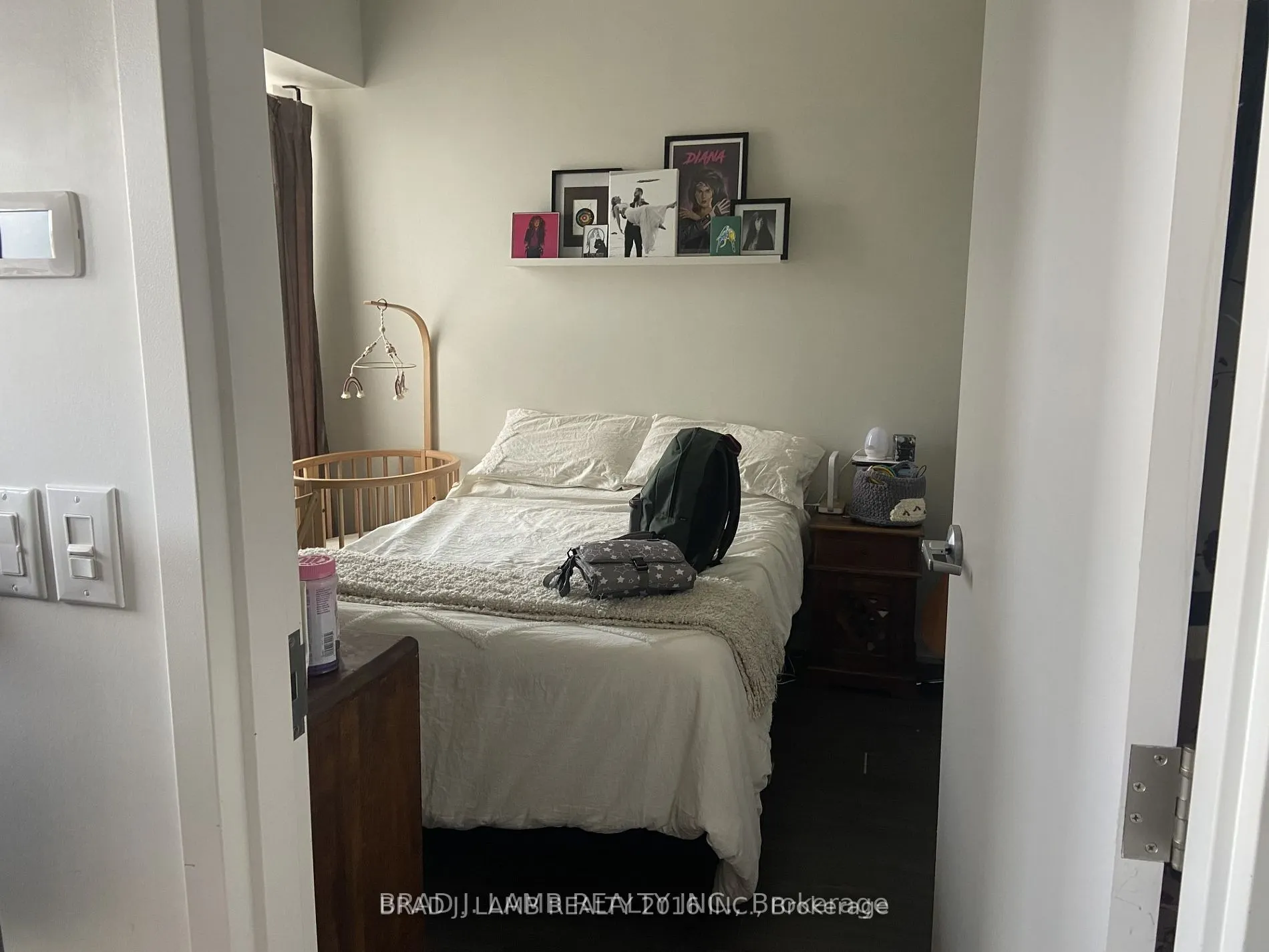 1496 Queen Street W, #401