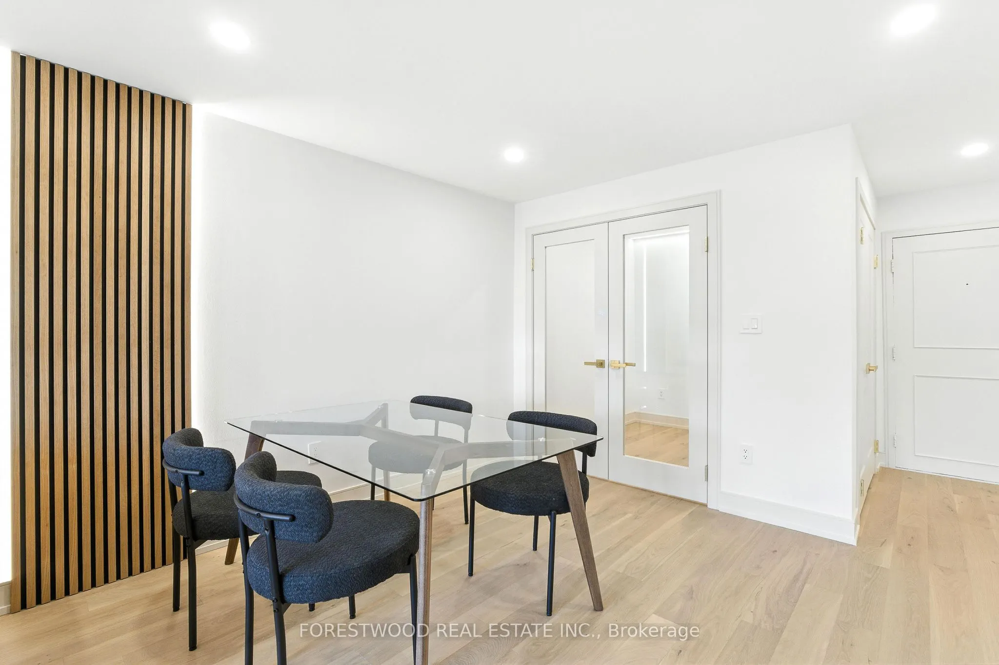 299 Mill Road, #205