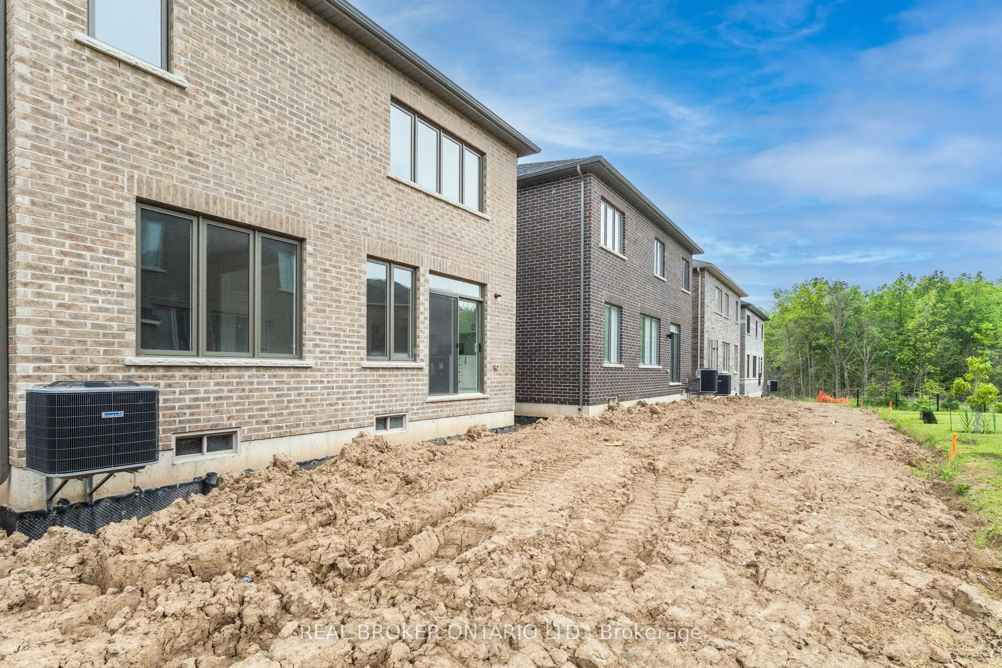 763 Apple Terrace