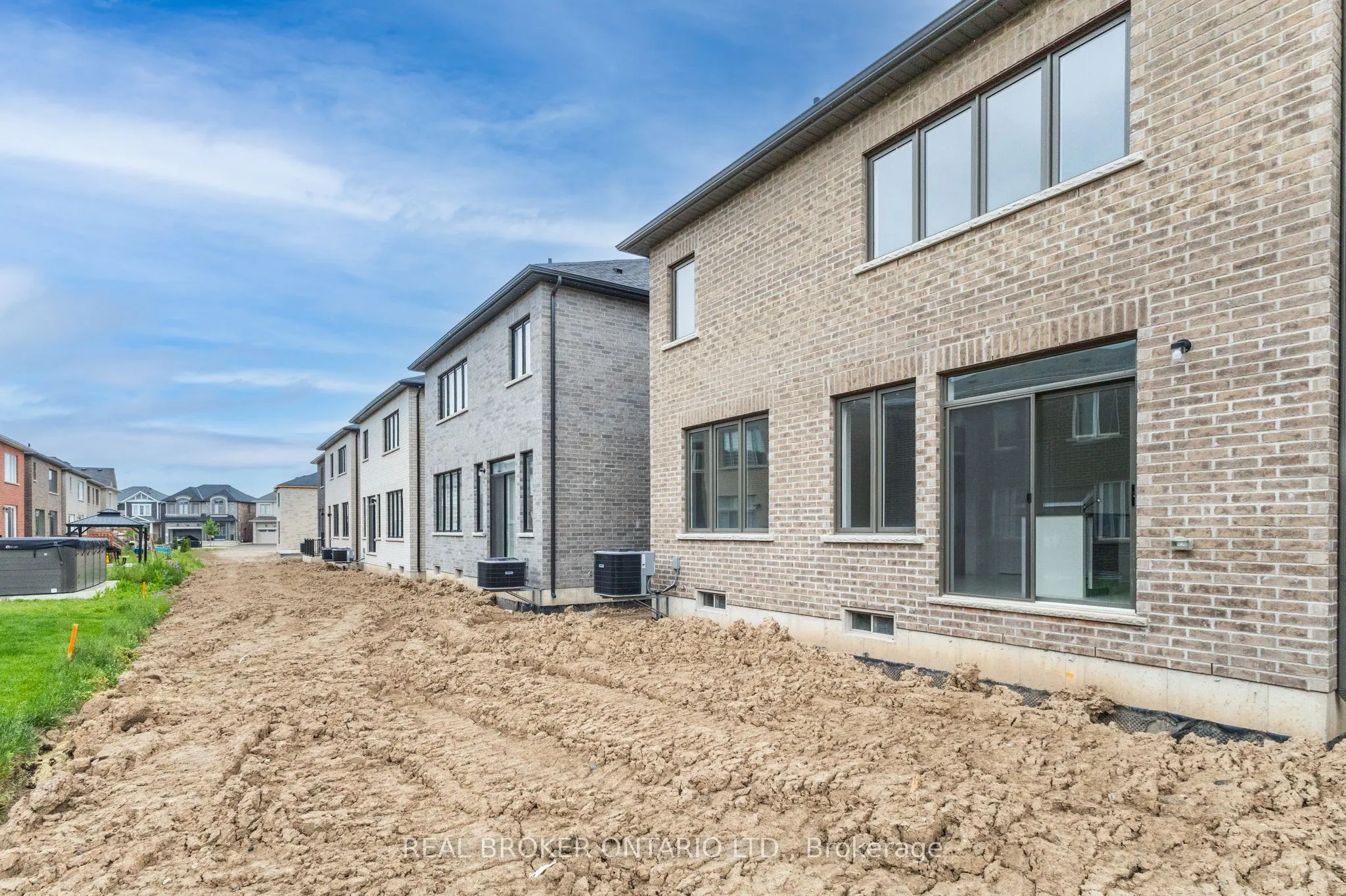 763 Apple Terrace