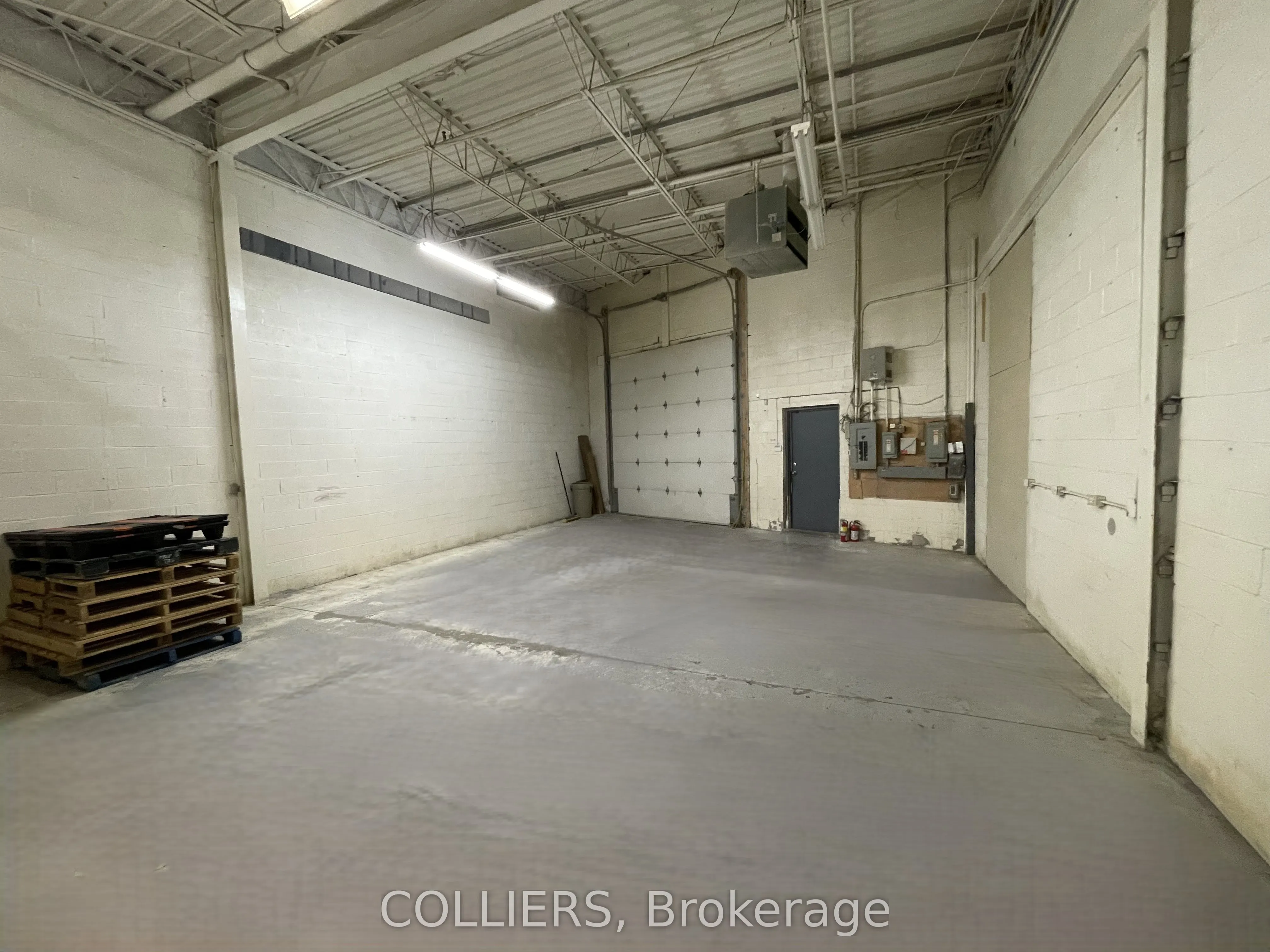 2586 Dunwin Drive, #5