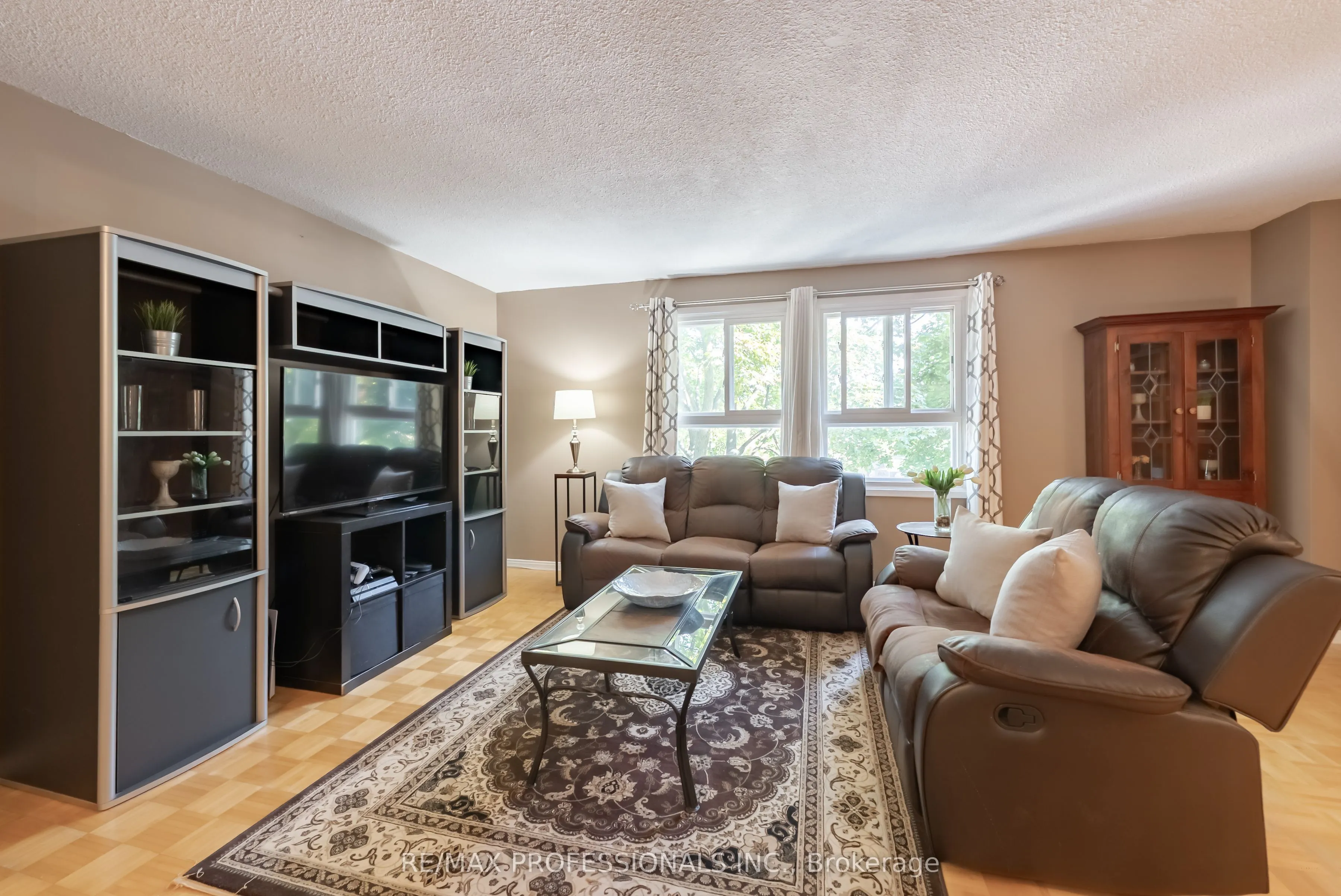 405 Hyacinthe Boulevard, #65