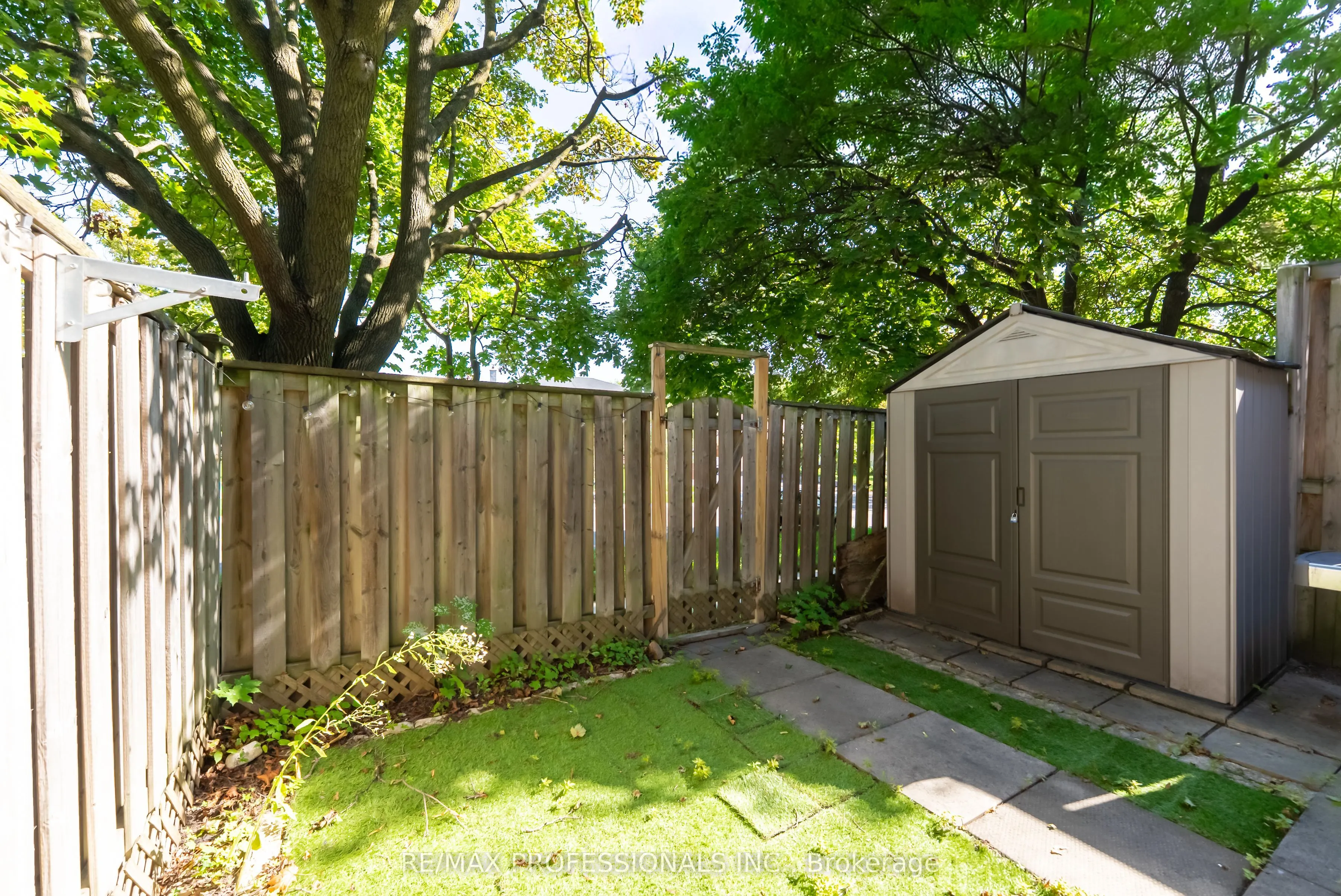 405 Hyacinthe Boulevard, #65