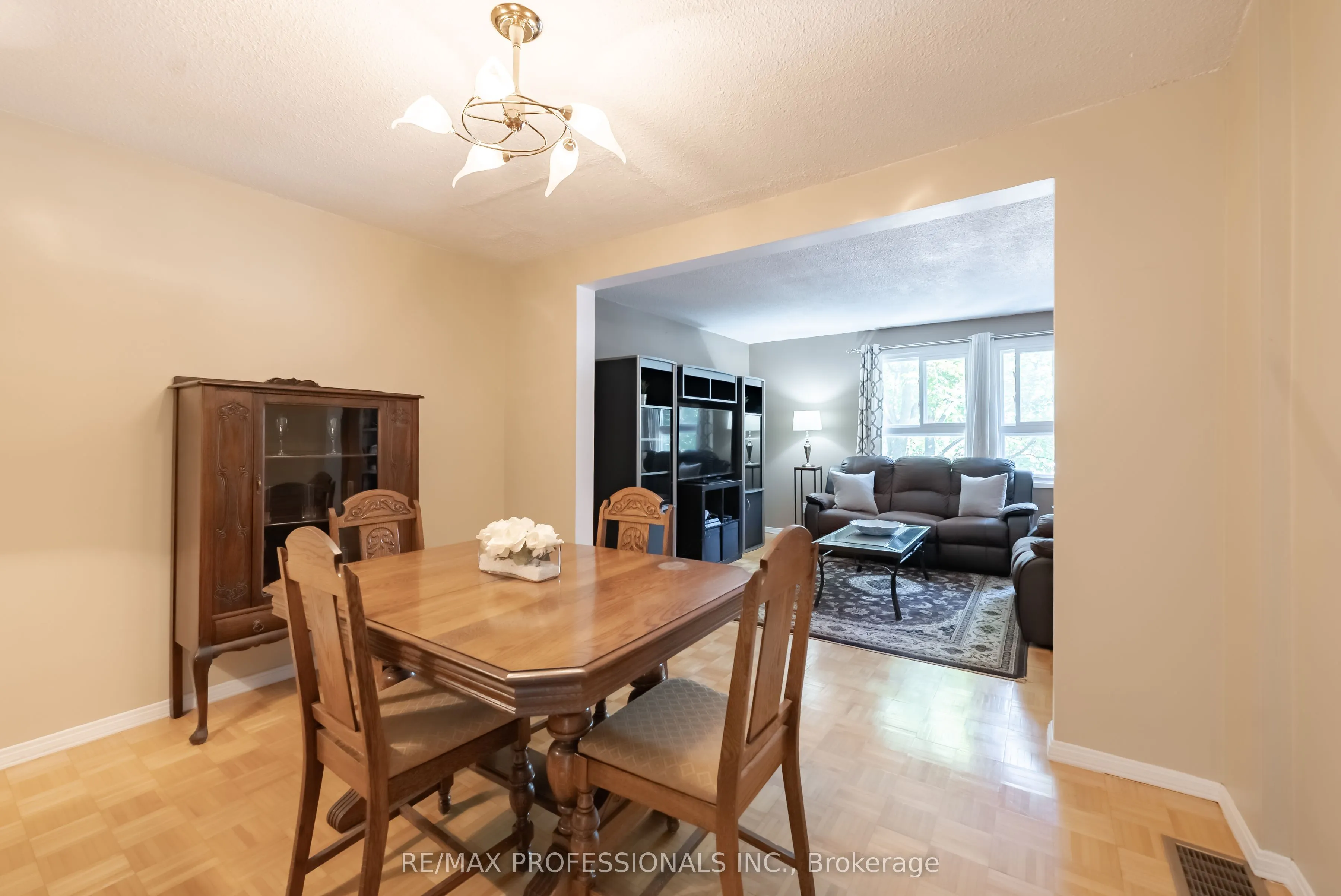 405 Hyacinthe Boulevard, #65