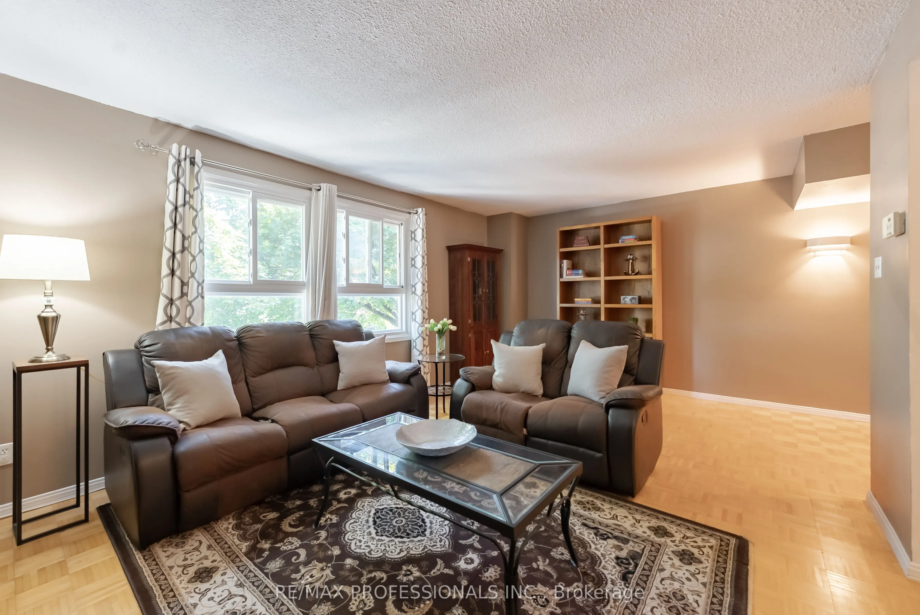405 Hyacinthe Boulevard, #65