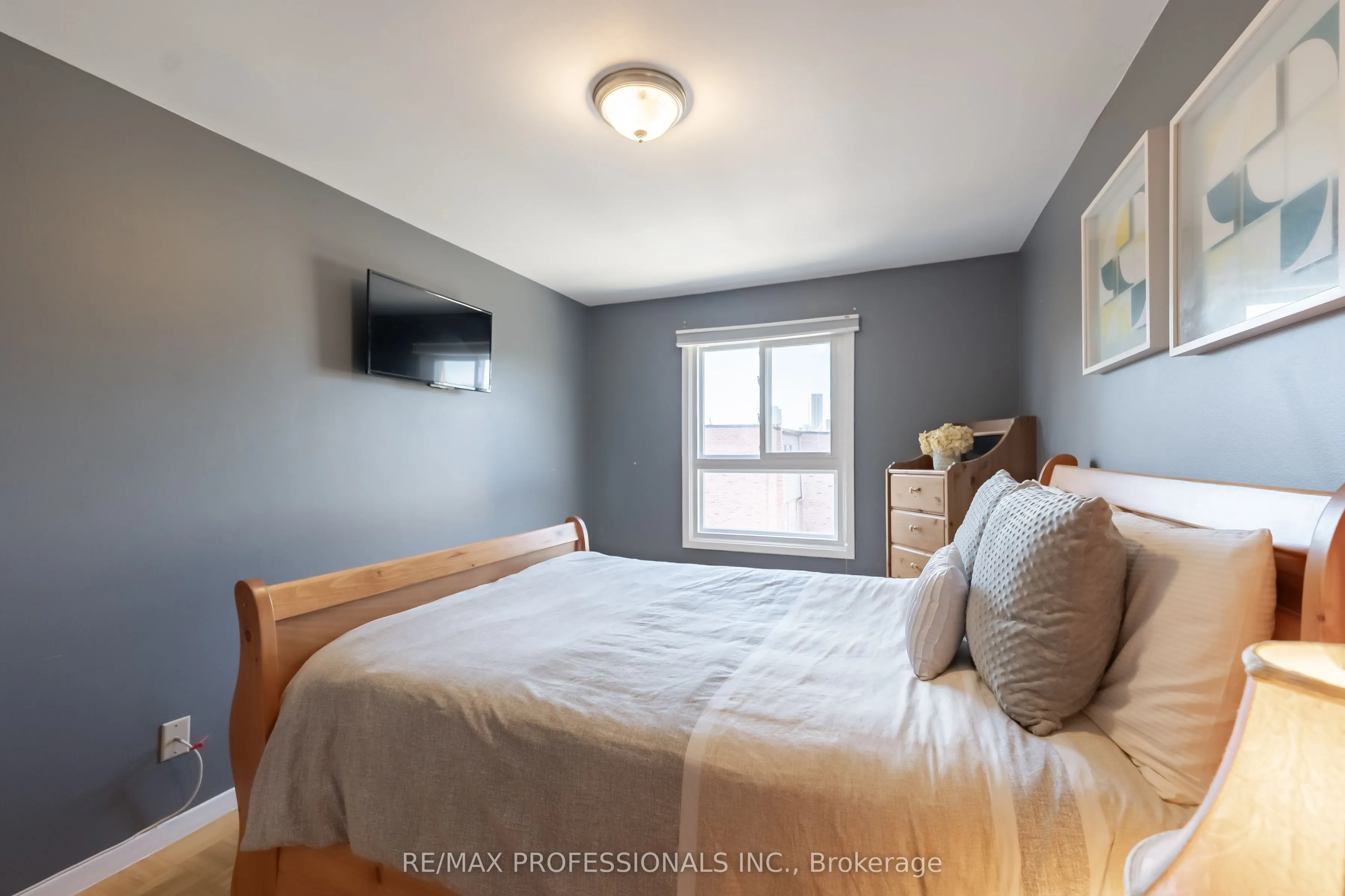 405 Hyacinthe Boulevard, #65