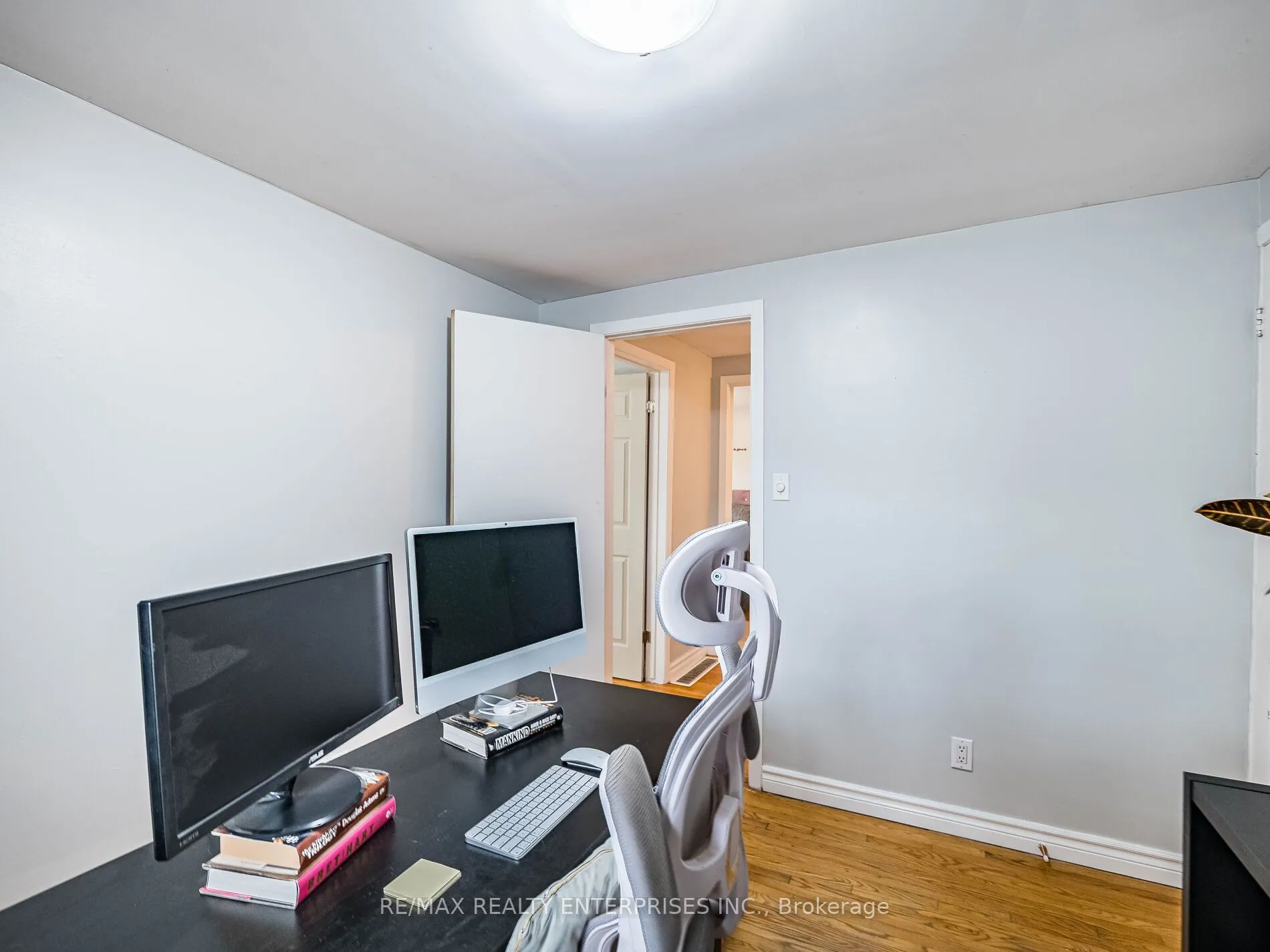637 Artreva Crescent