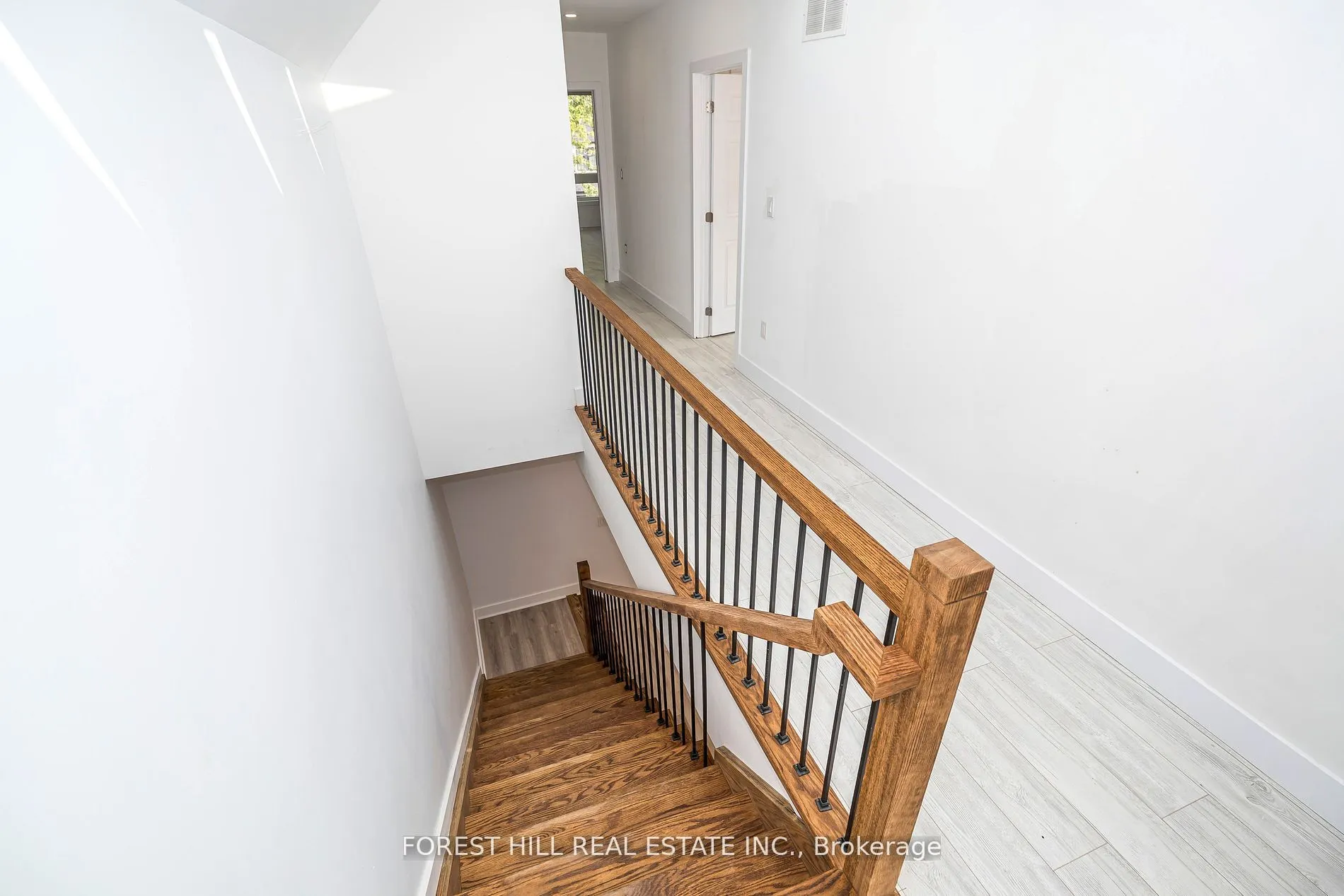 19 Simpson Avenue
