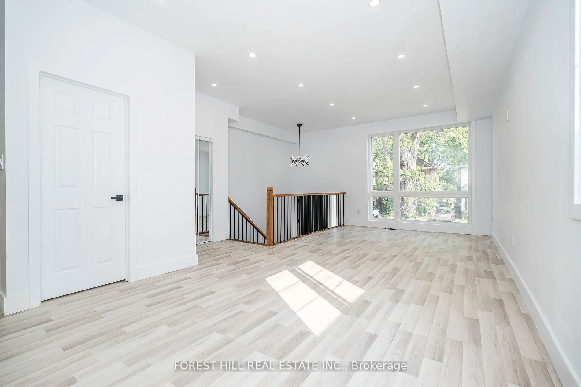 19 Simpson Avenue