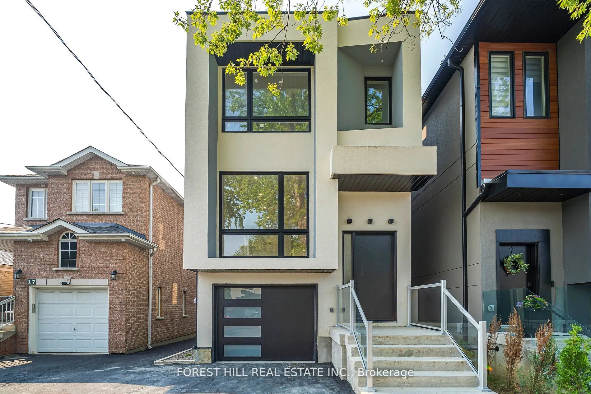 19 Simpson Avenue