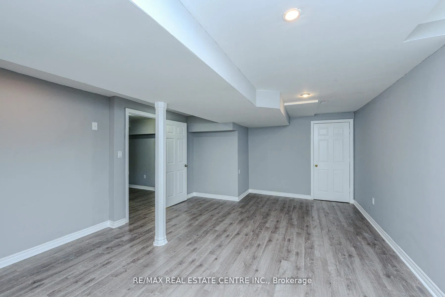 2155 Peachtree Lane