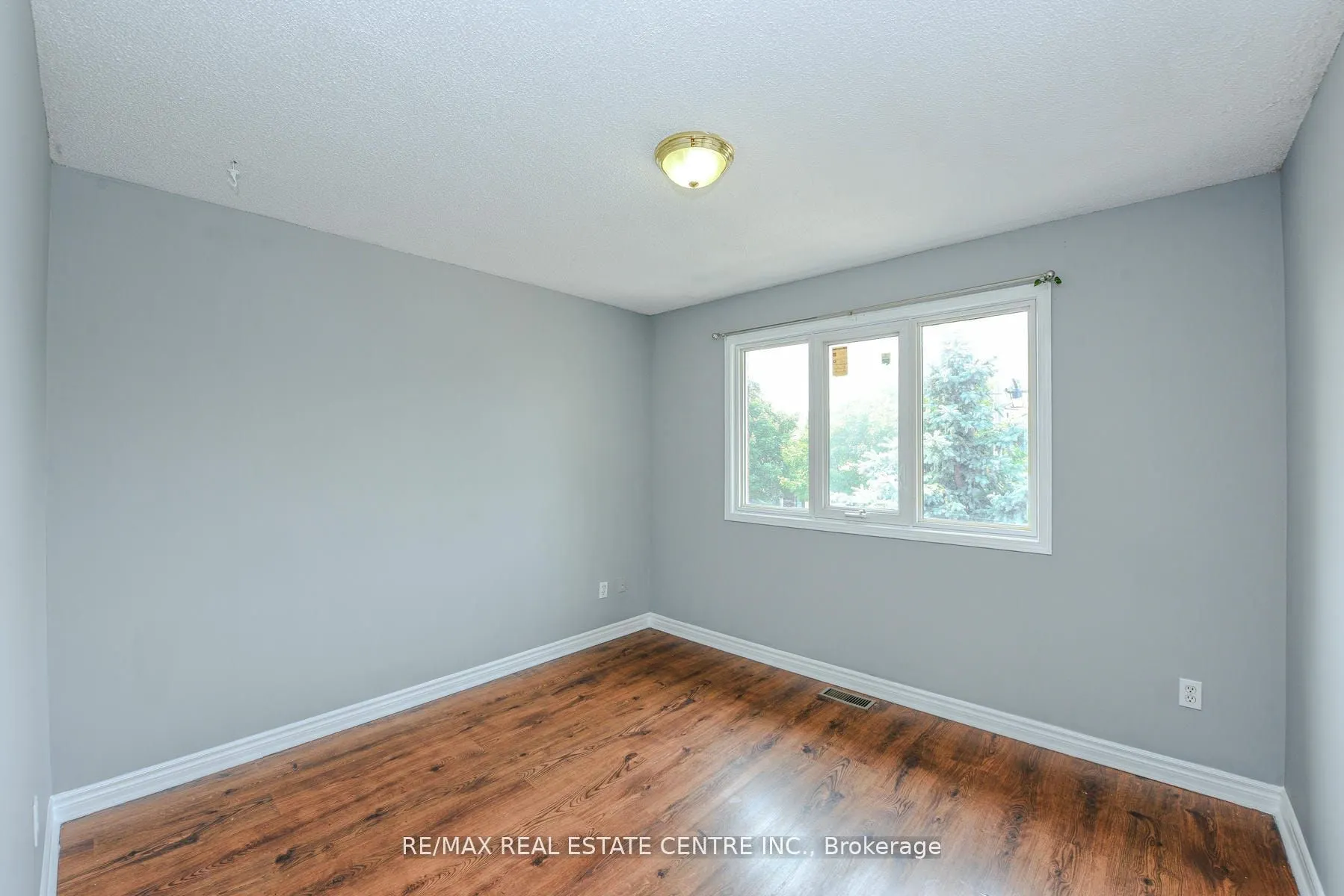 2155 Peachtree Lane
