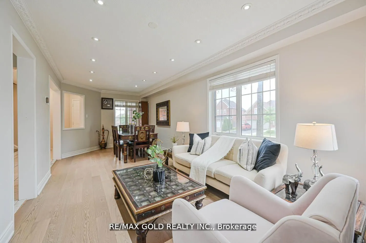 44 Ribbon Drive