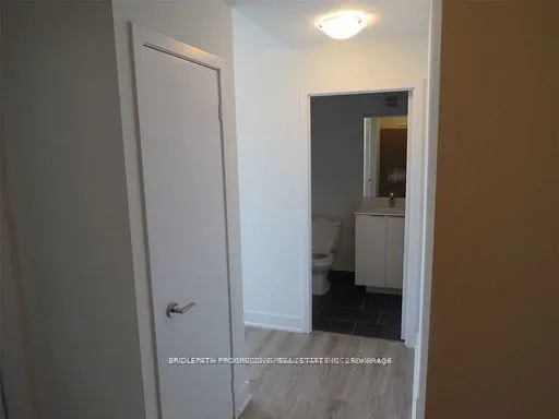 30 Shore breeze Drive, #3918