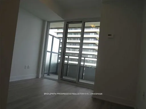 30 Shore breeze Drive, #3918