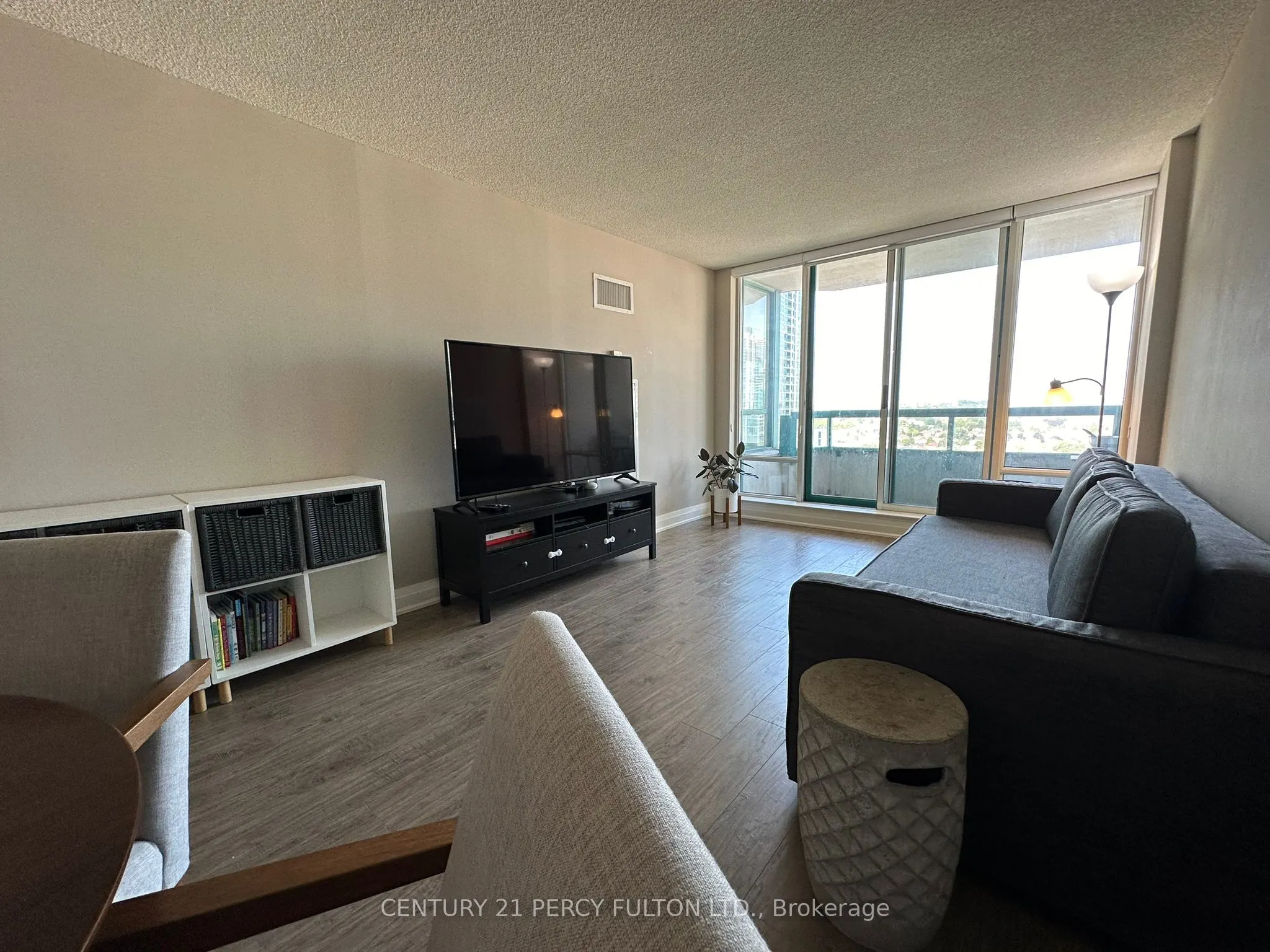 550 Webb Drive, #1511