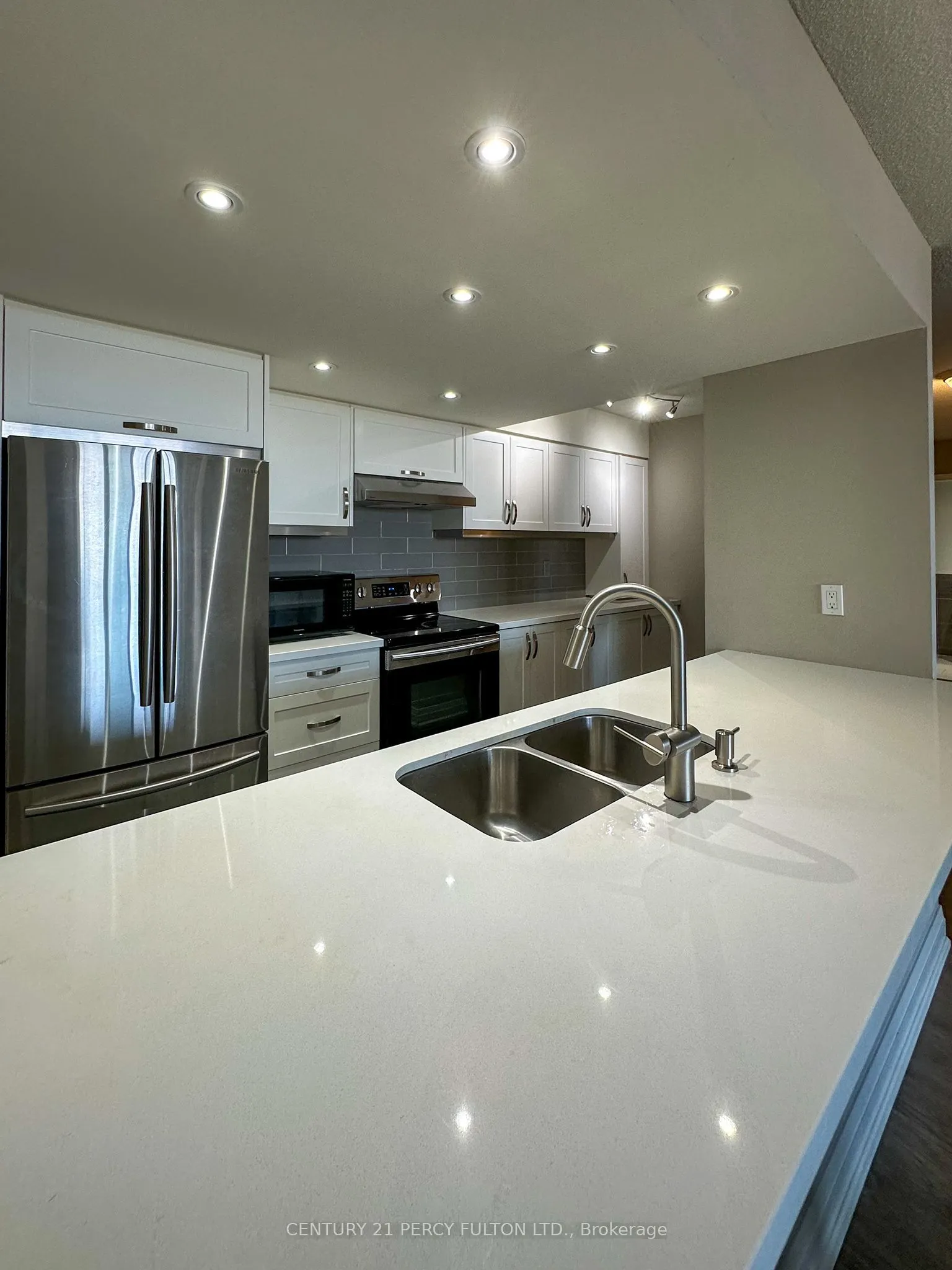 550 Webb Drive, #1511
