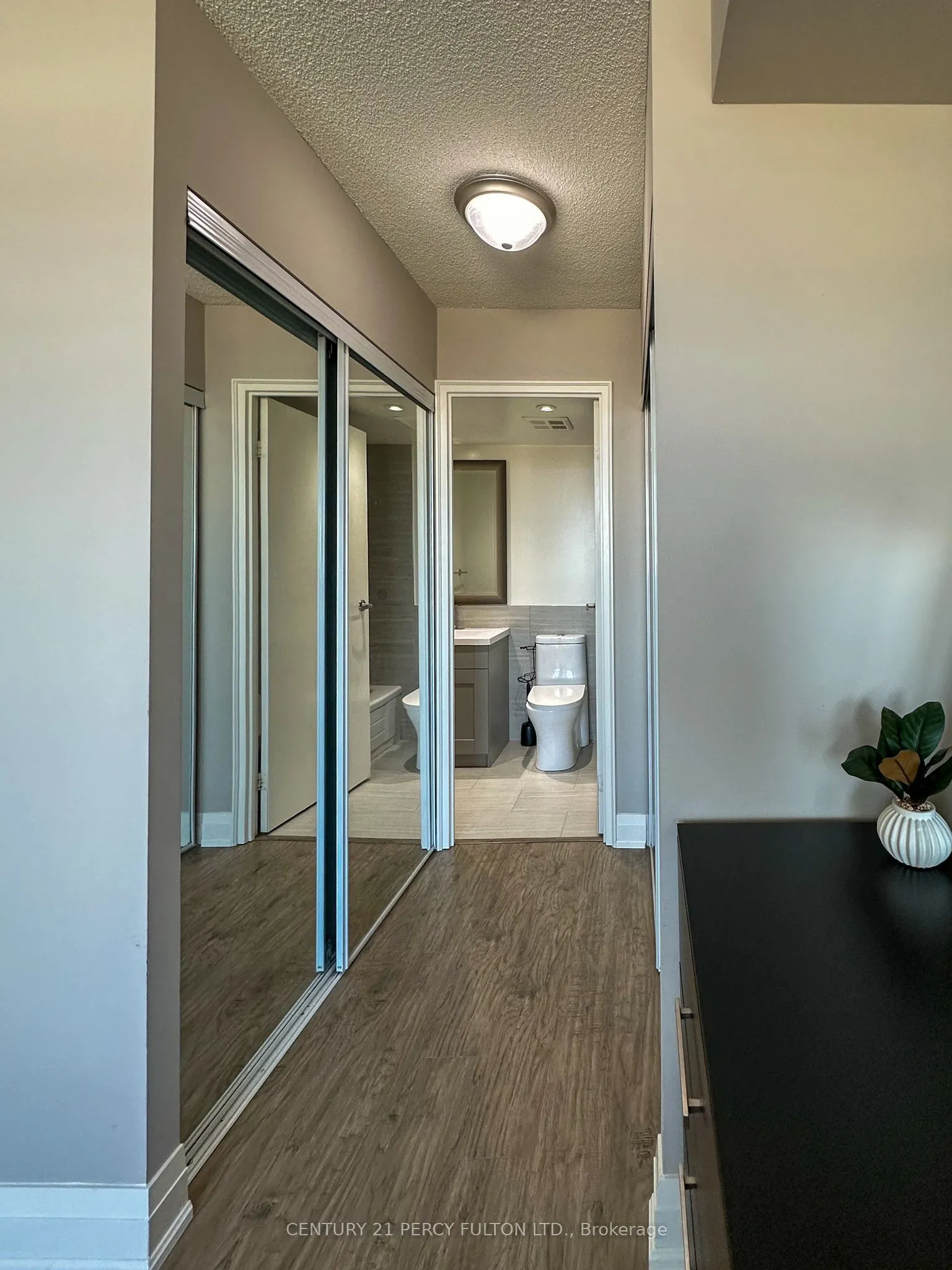 550 Webb Drive, #1511