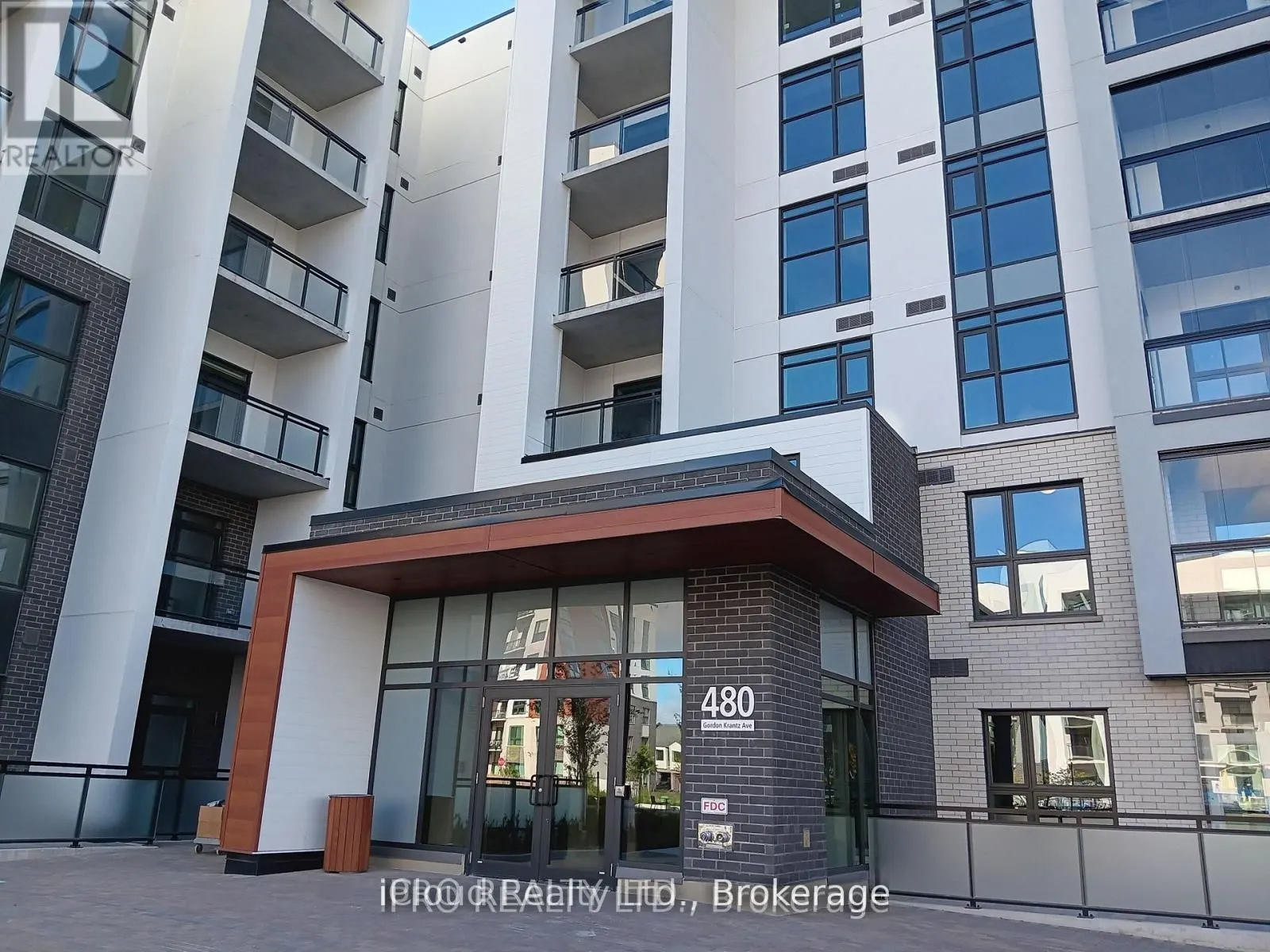 480 Gordon Krantz Avenue, #401