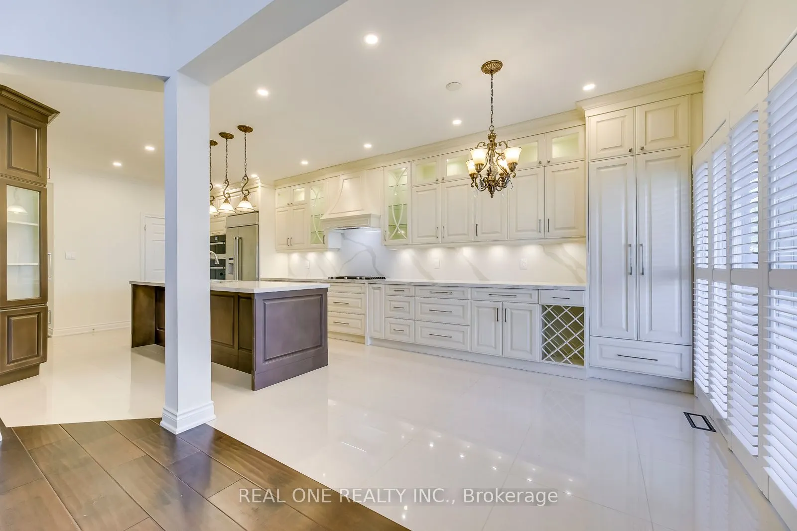 5523 Freshwater Drive