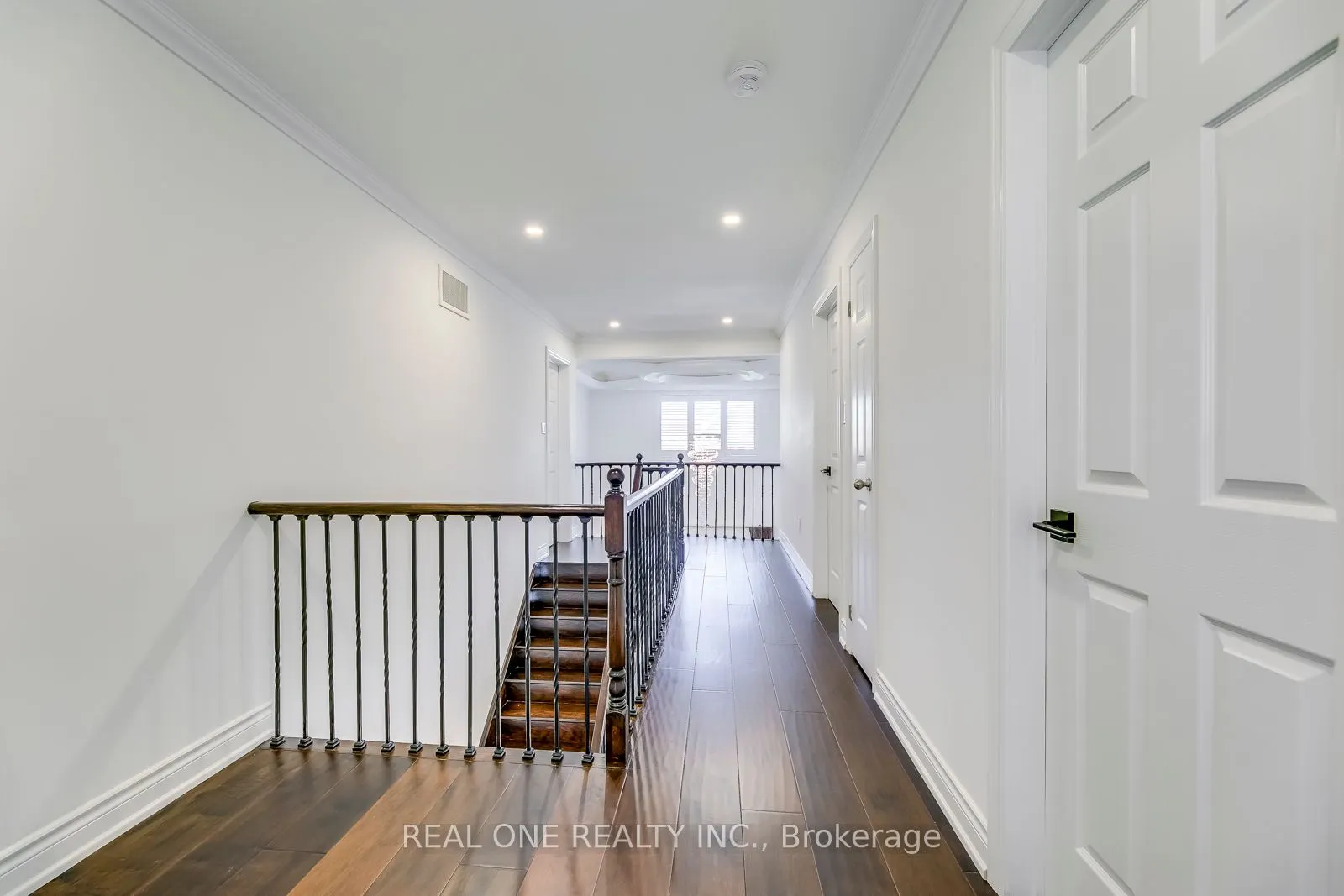5523 Freshwater Drive