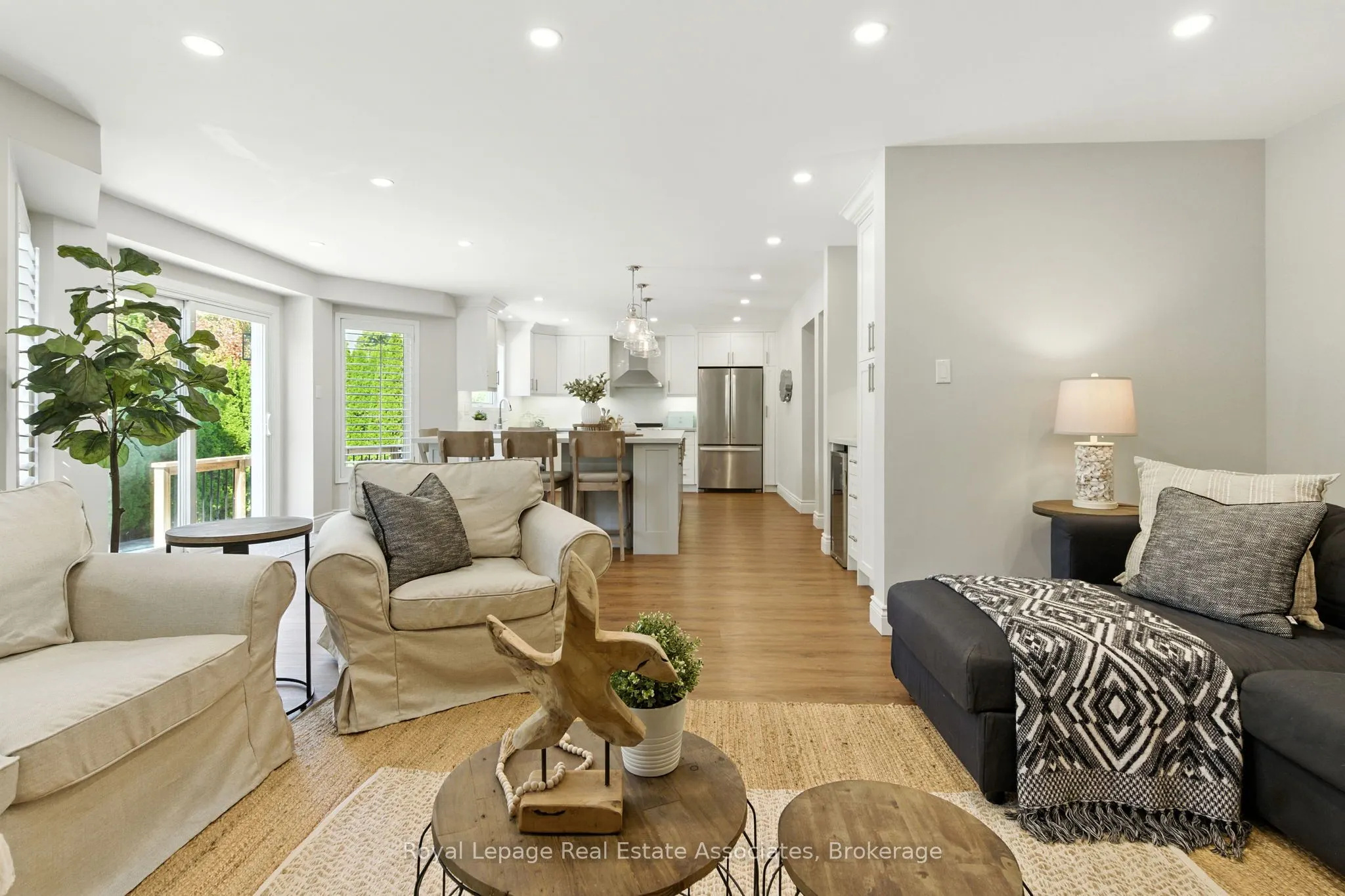34 Curry Crescent