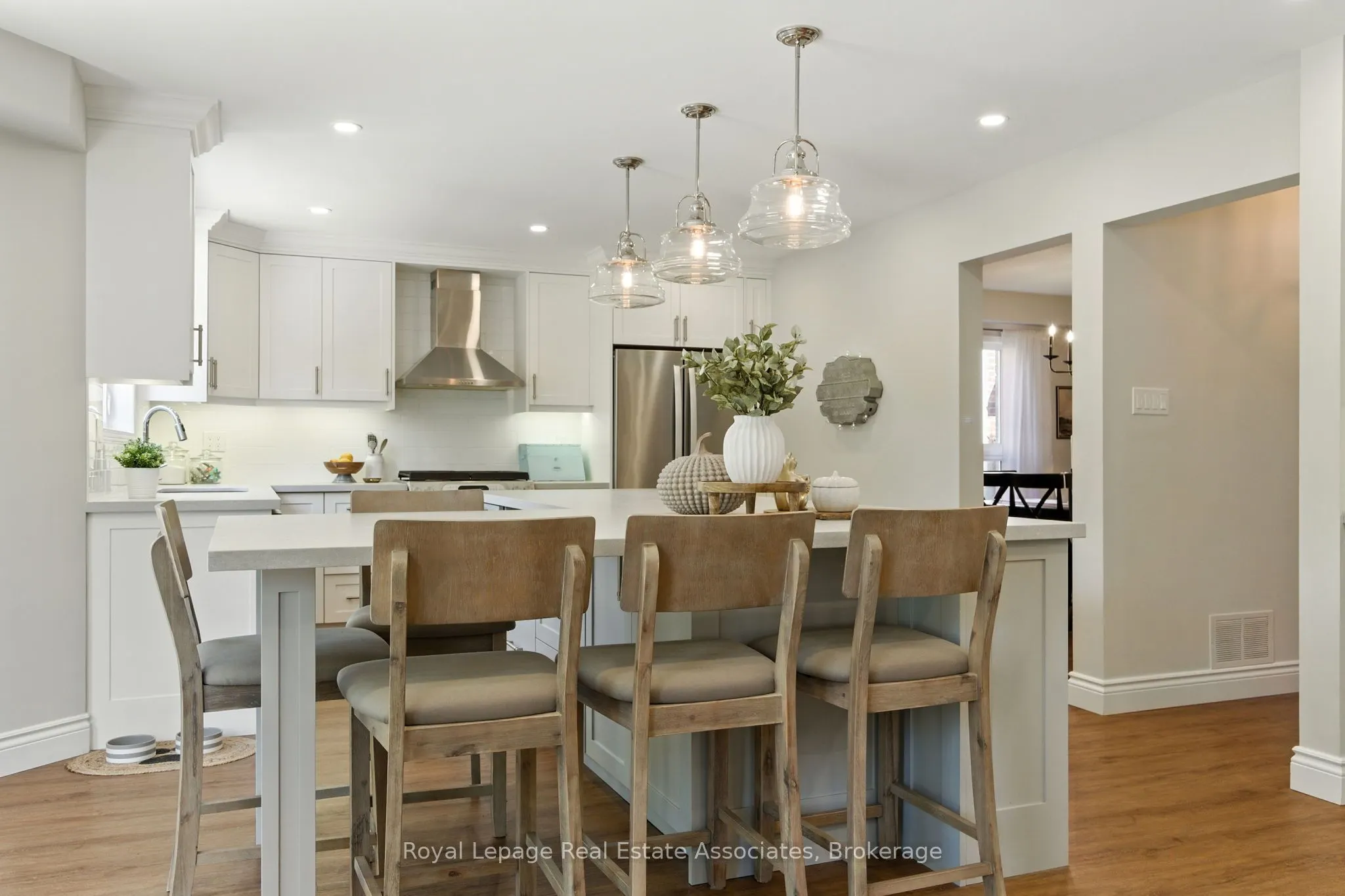 34 Curry Crescent