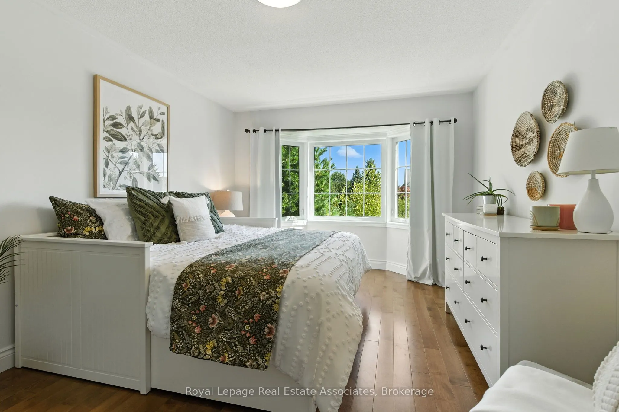 34 Curry Crescent