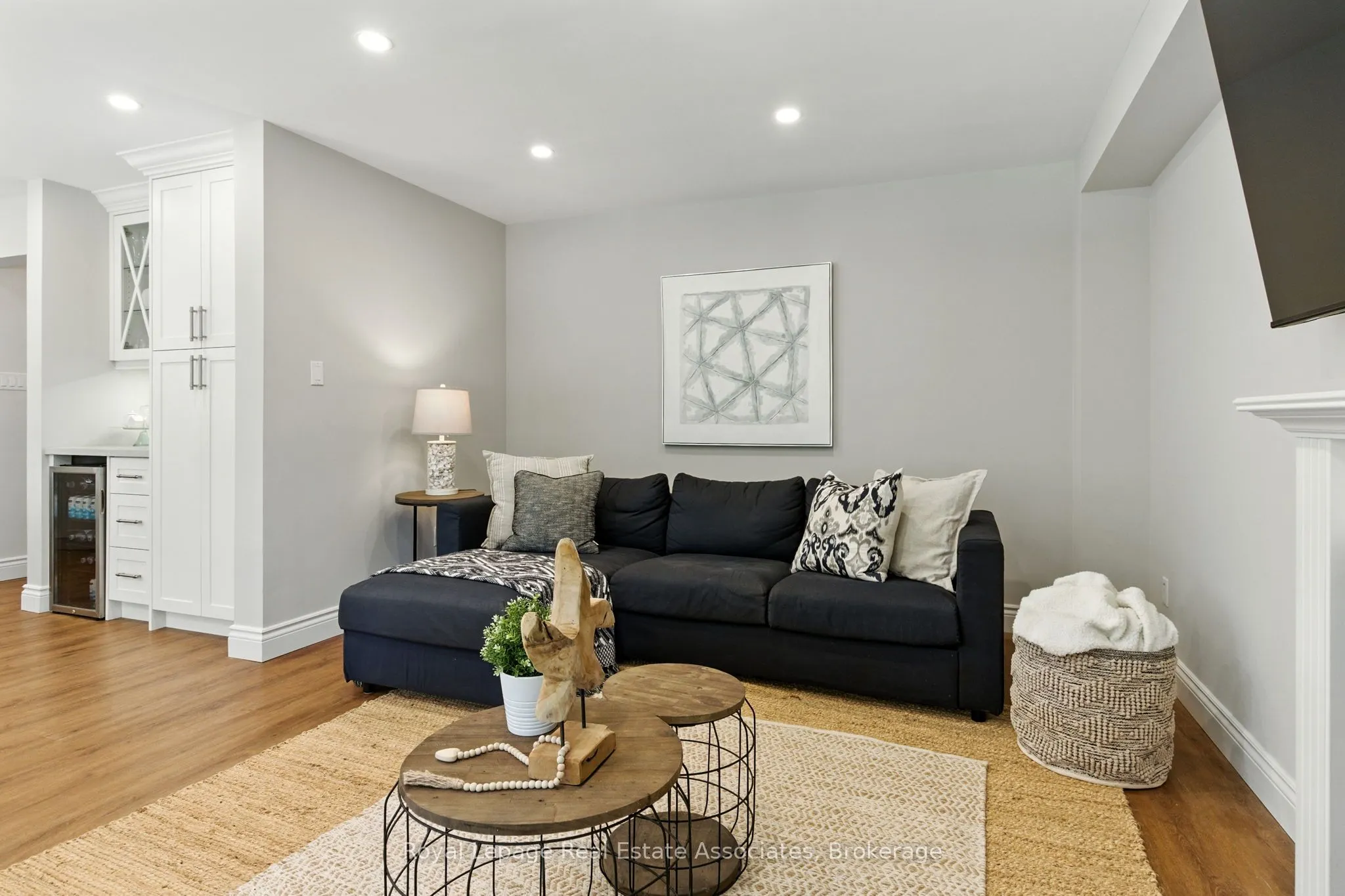 34 Curry Crescent