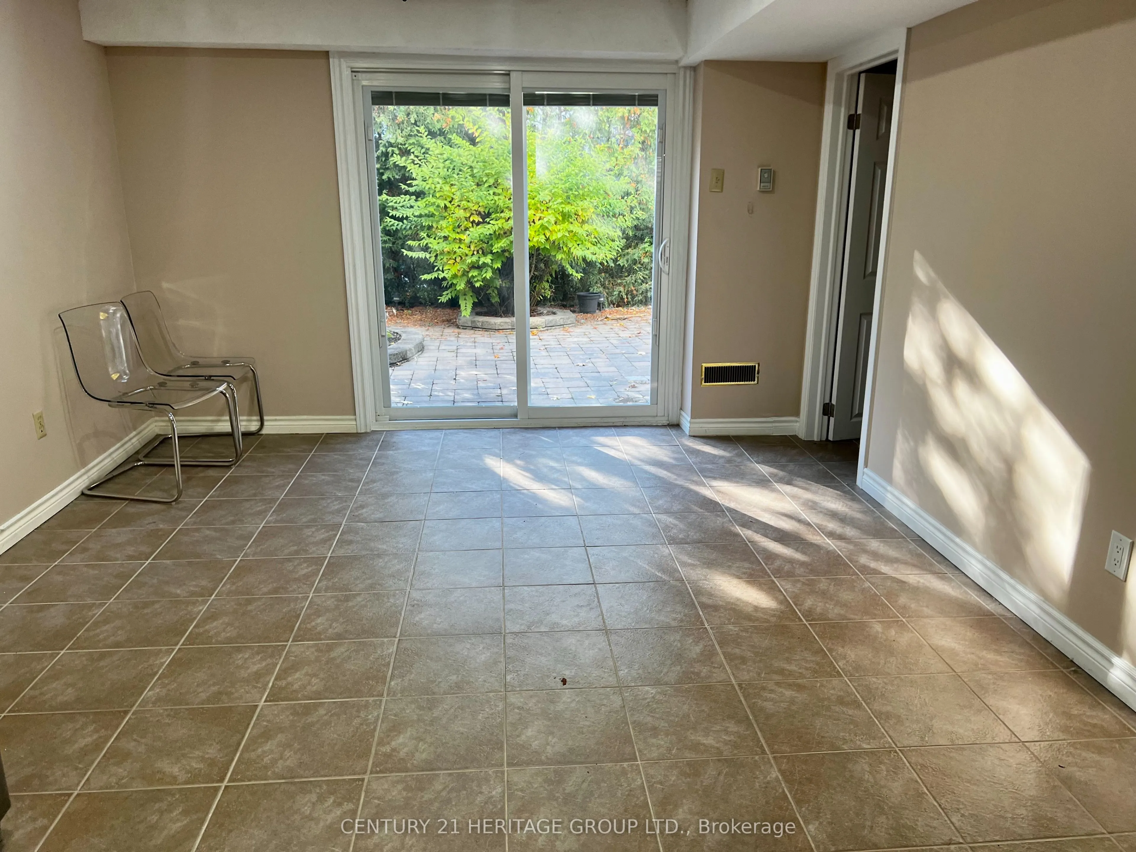 8 Newington Crescent, #Basement
