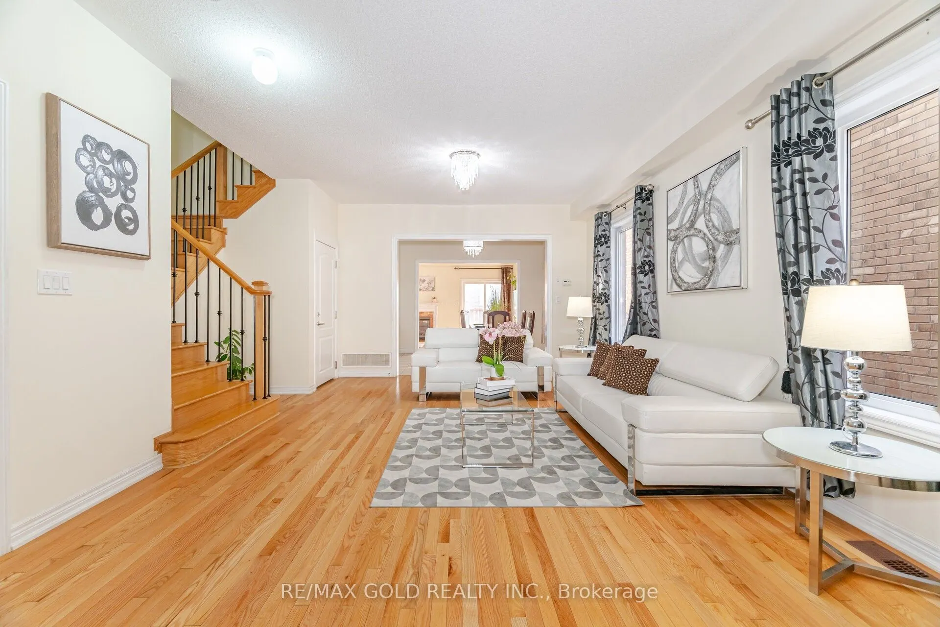 8 Washburn Road