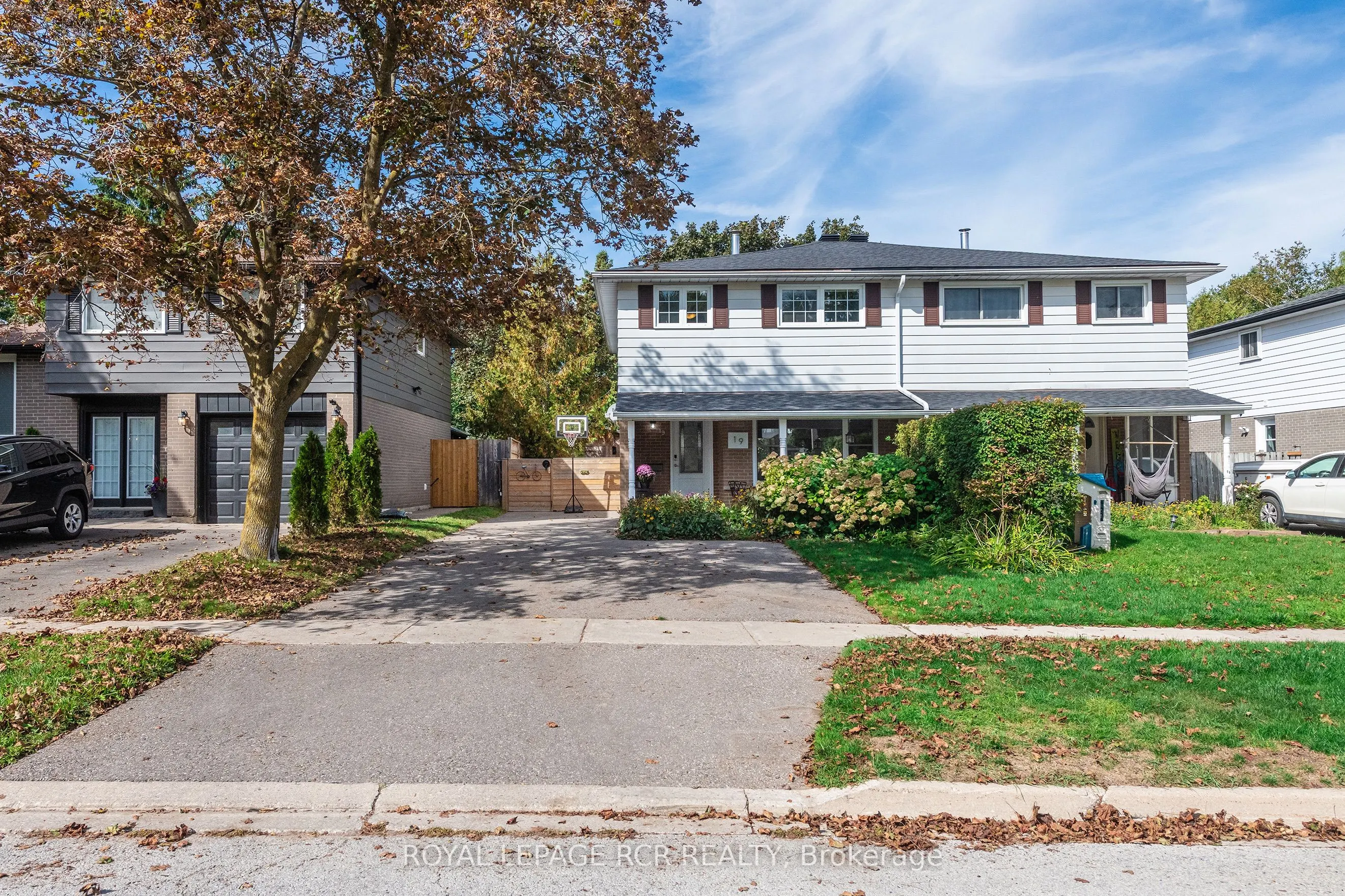 19 Carlton Drive