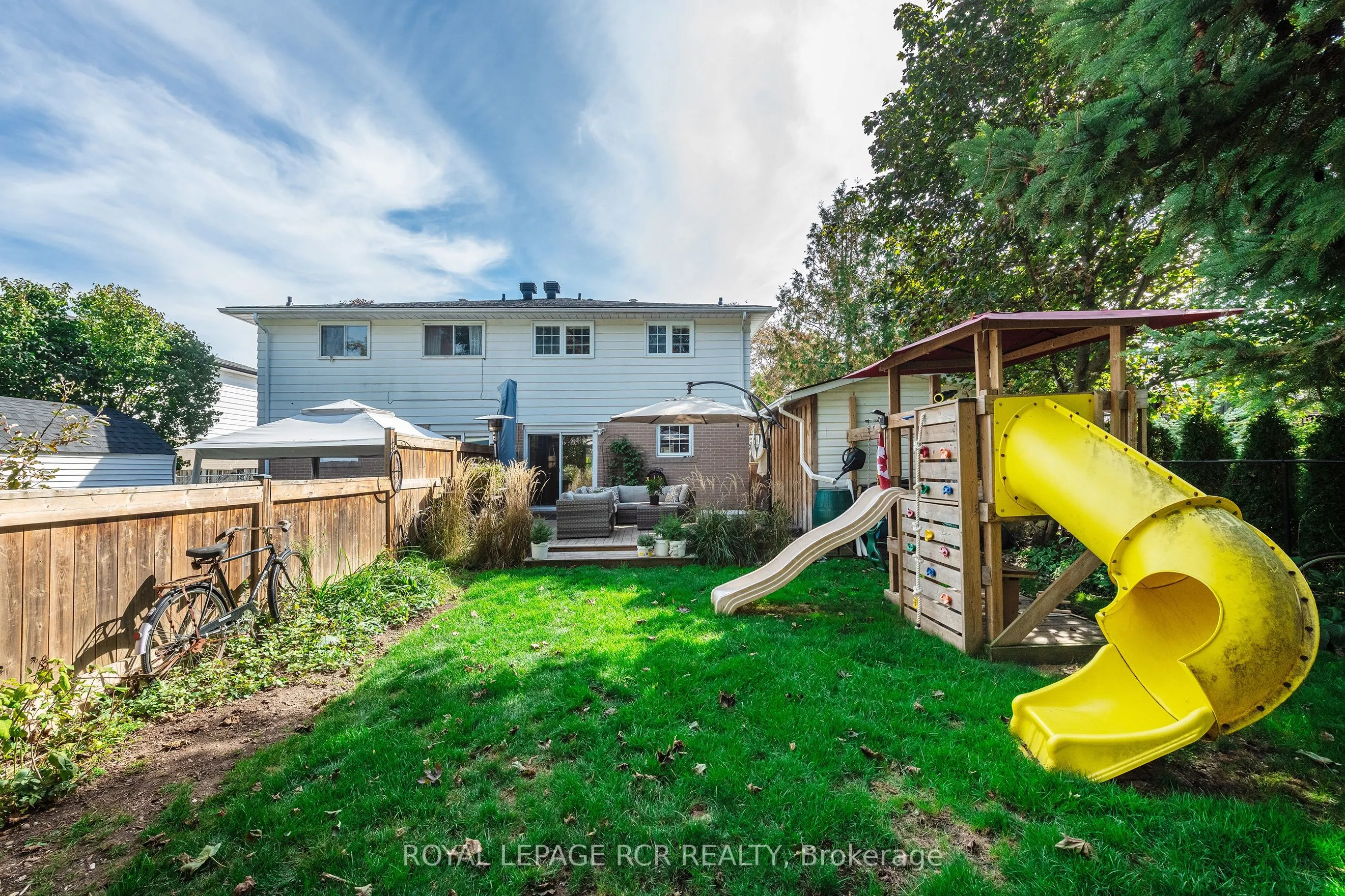 19 Carlton Drive