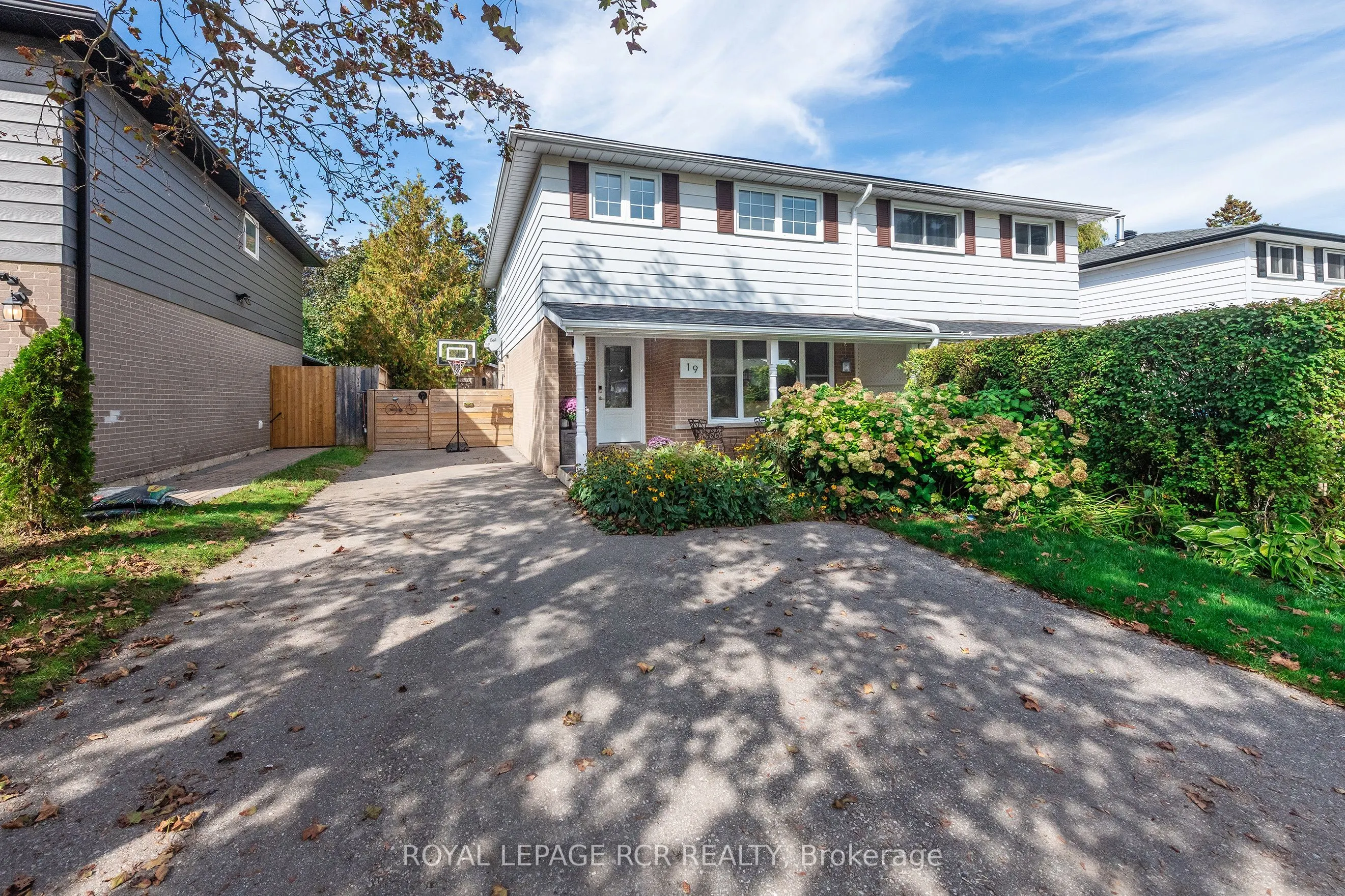 19 Carlton Drive